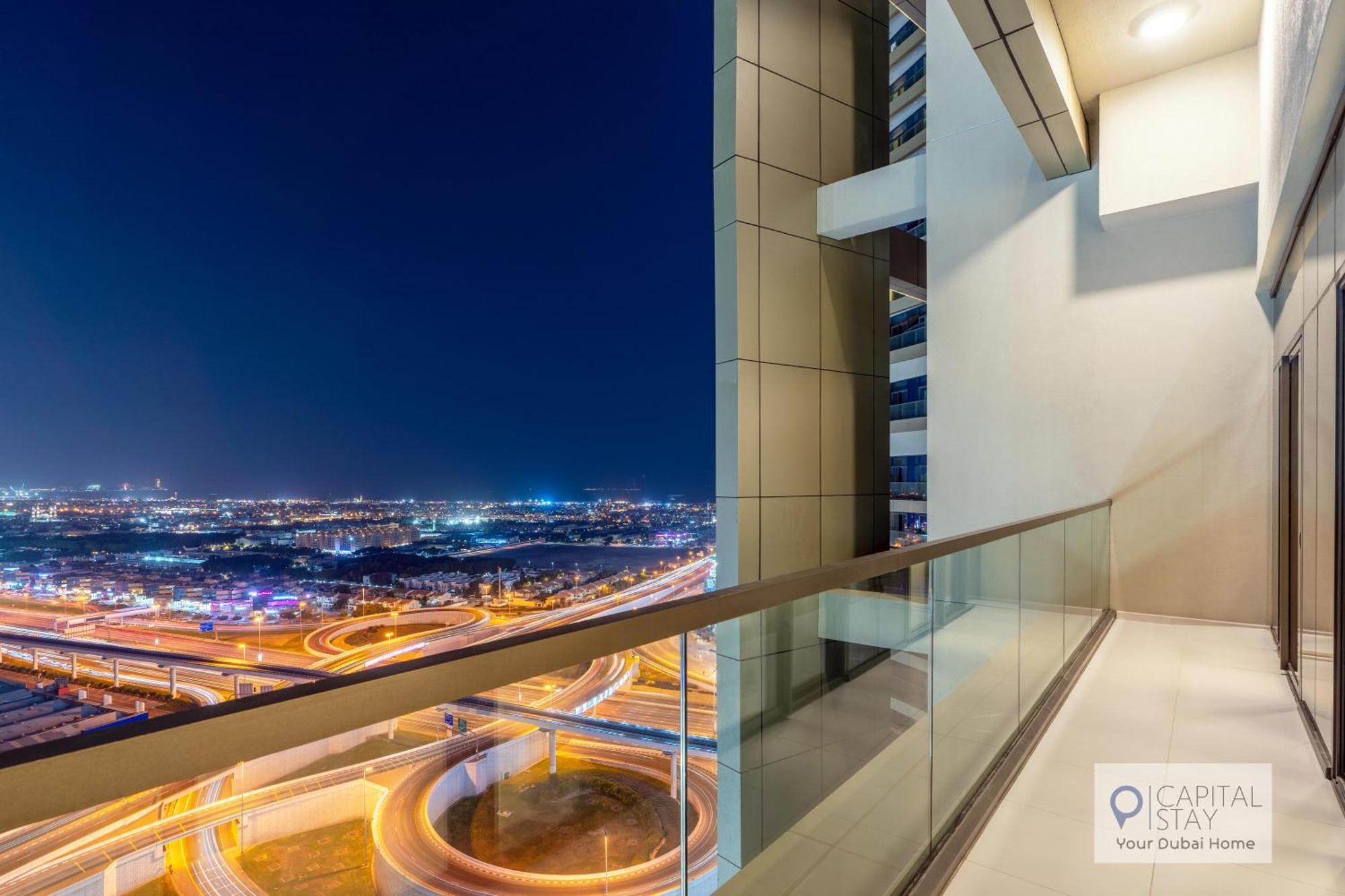 Capital - 2 Bed In Business Bay Dubai