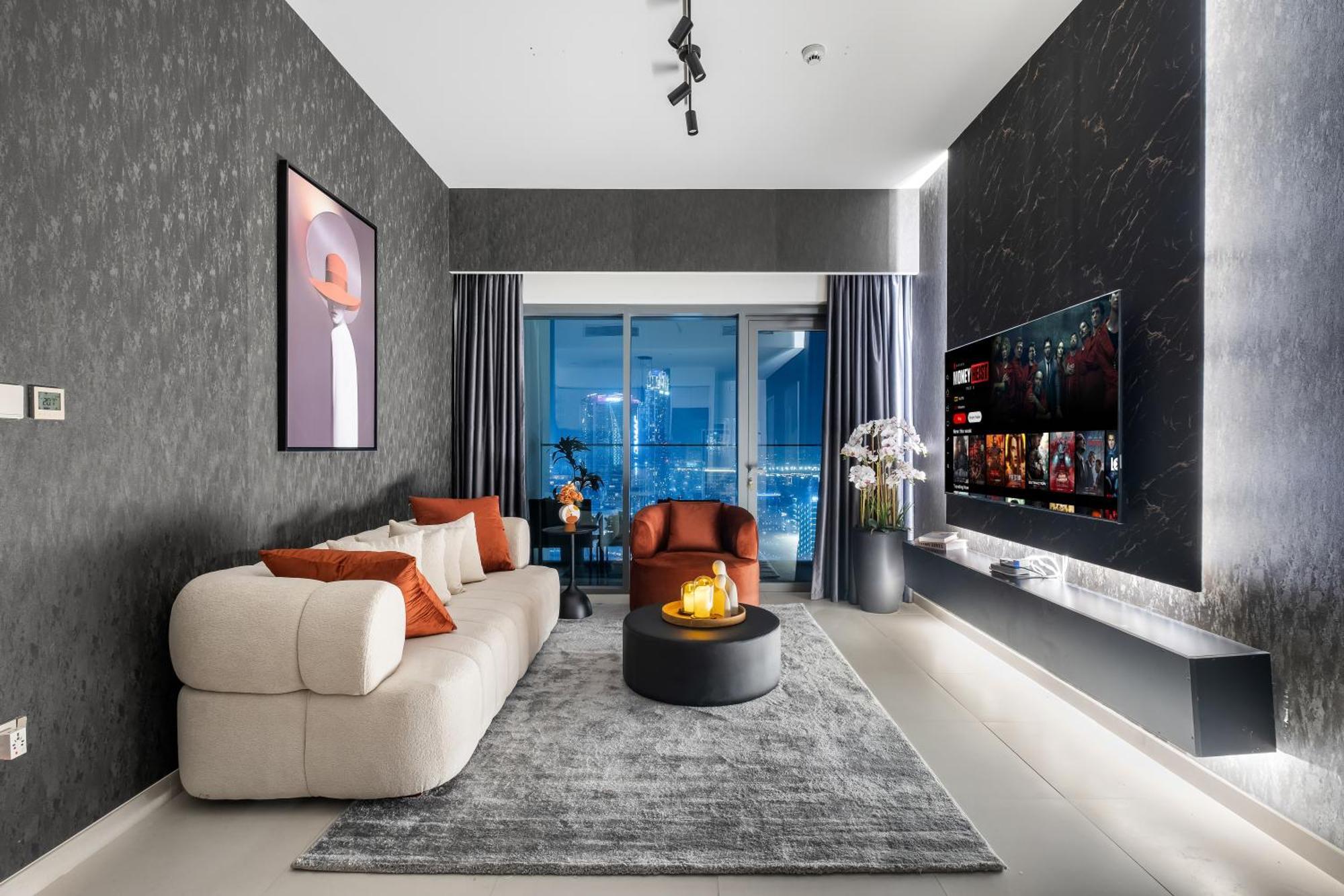 Cosmic Sky High Floor 1br- Mall Access By Maxx Value Homes