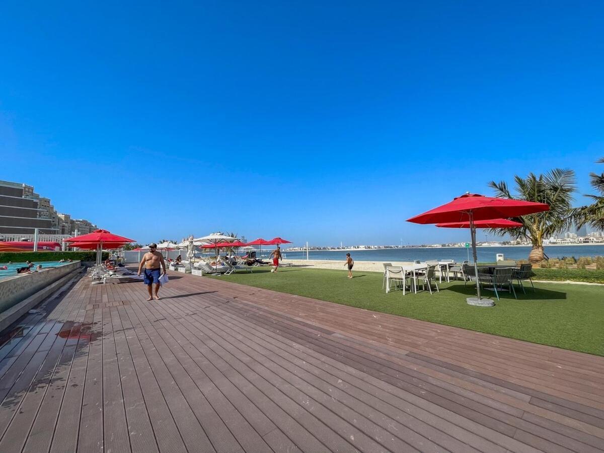 Apartment 3 Bedroom That's Sleeps 5 With Amazing View In Palm Jumeirah Dubai