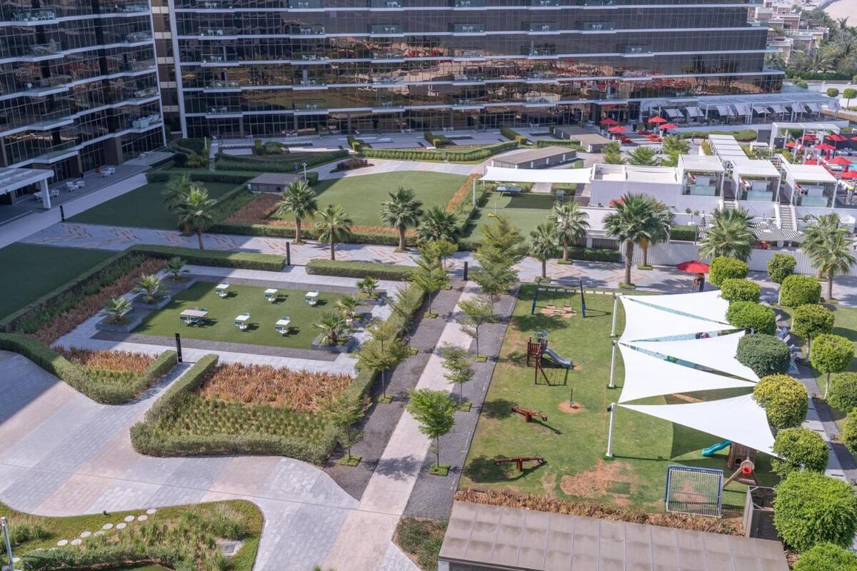 3 Bedroom That's Sleeps 5 With Amazing View In Palm Jumeirah