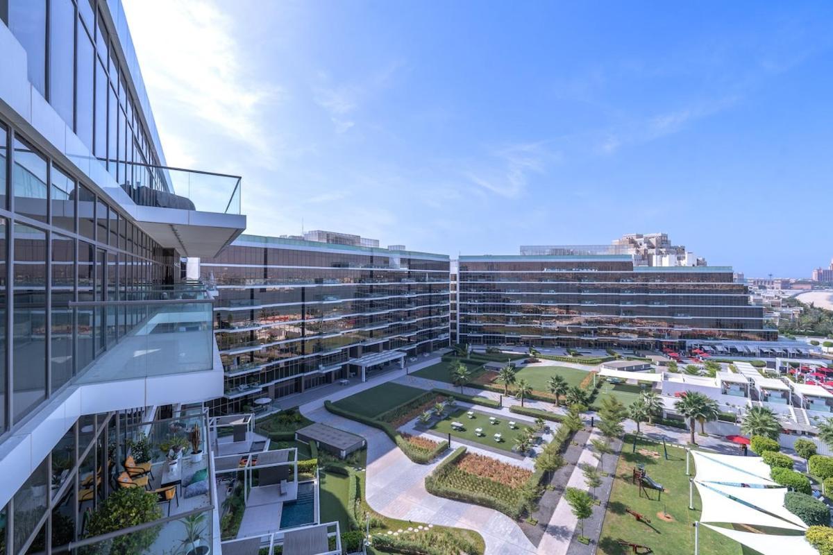 3 Bedroom That's Sleeps 5 With Amazing View In Palm Jumeirah Apartment