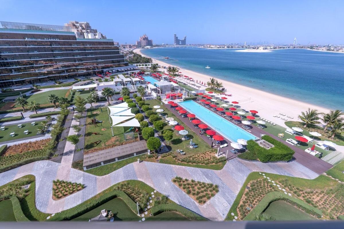3 Bedroom That's Sleeps 5 With Amazing View In Palm Jumeirah Apartment