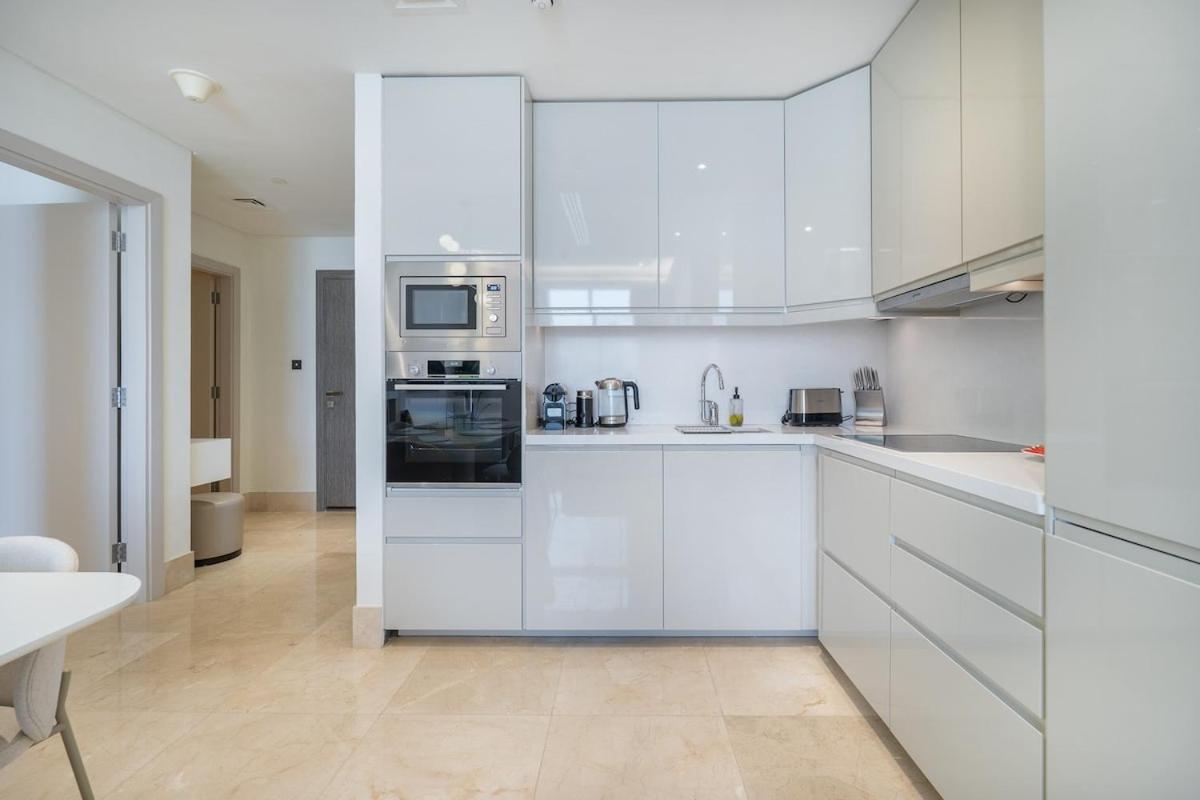 3 Bedroom That's Sleeps 5 With Amazing View In Palm Jumeirah *