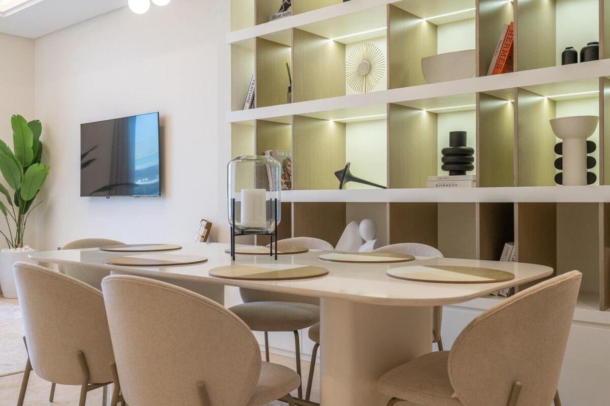 3 Bedroom That's Sleeps 5 With Amazing View In Palm Jumeirah