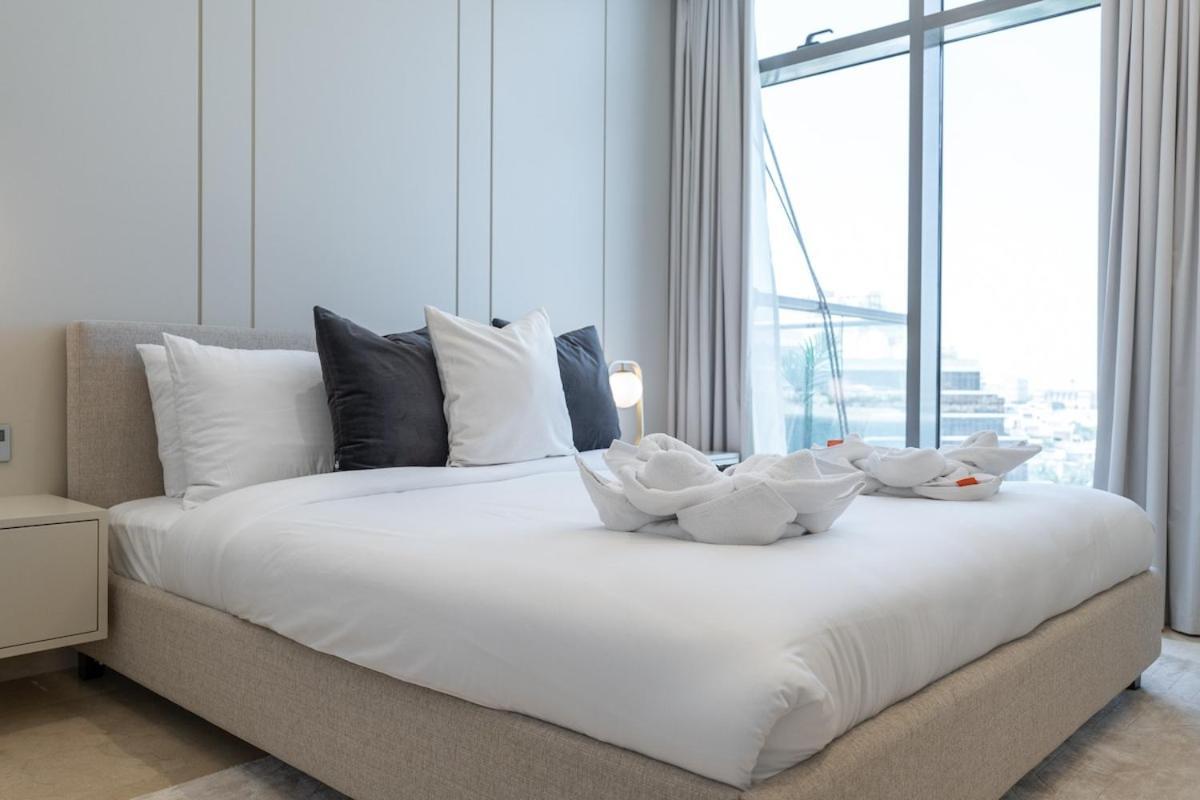 3 Bedroom That's Sleeps 5 With Amazing View In Palm Jumeirah * Dubai