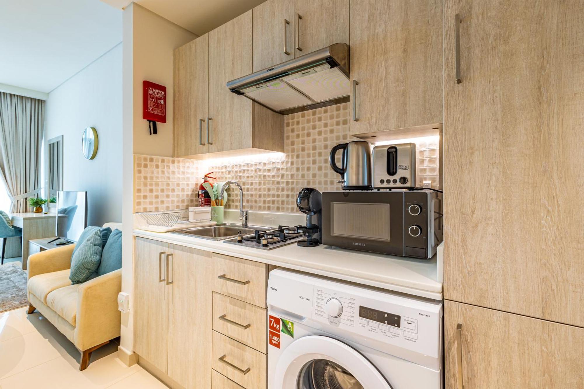 Superhost- Elegant In Palm Jumeirah With Private Access Apartment *