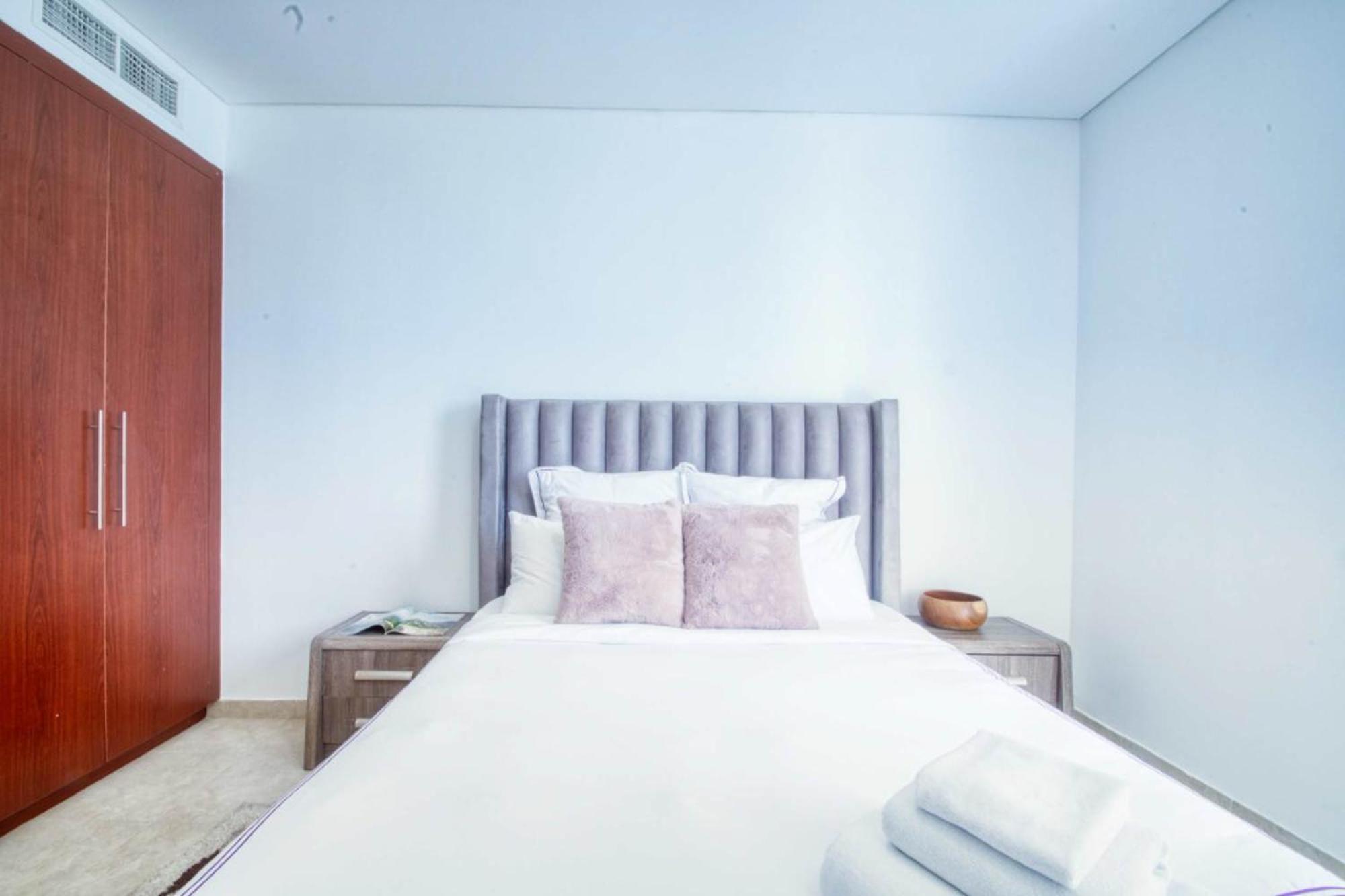 Dream Apartments- Emaar Towers - Rega Al Buteen