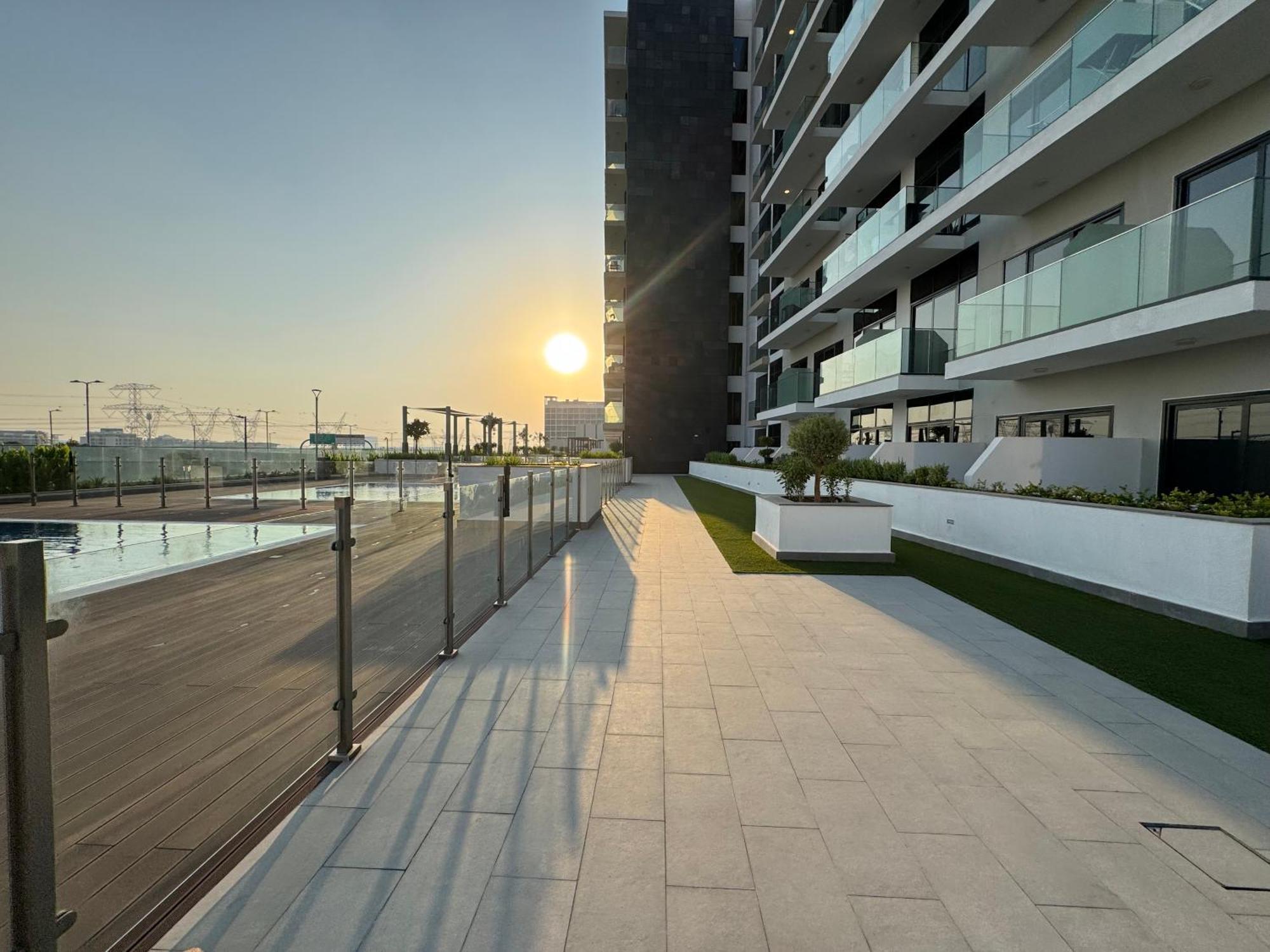 Ashri Elegant Near Burj Khalifa Apartment Dubai