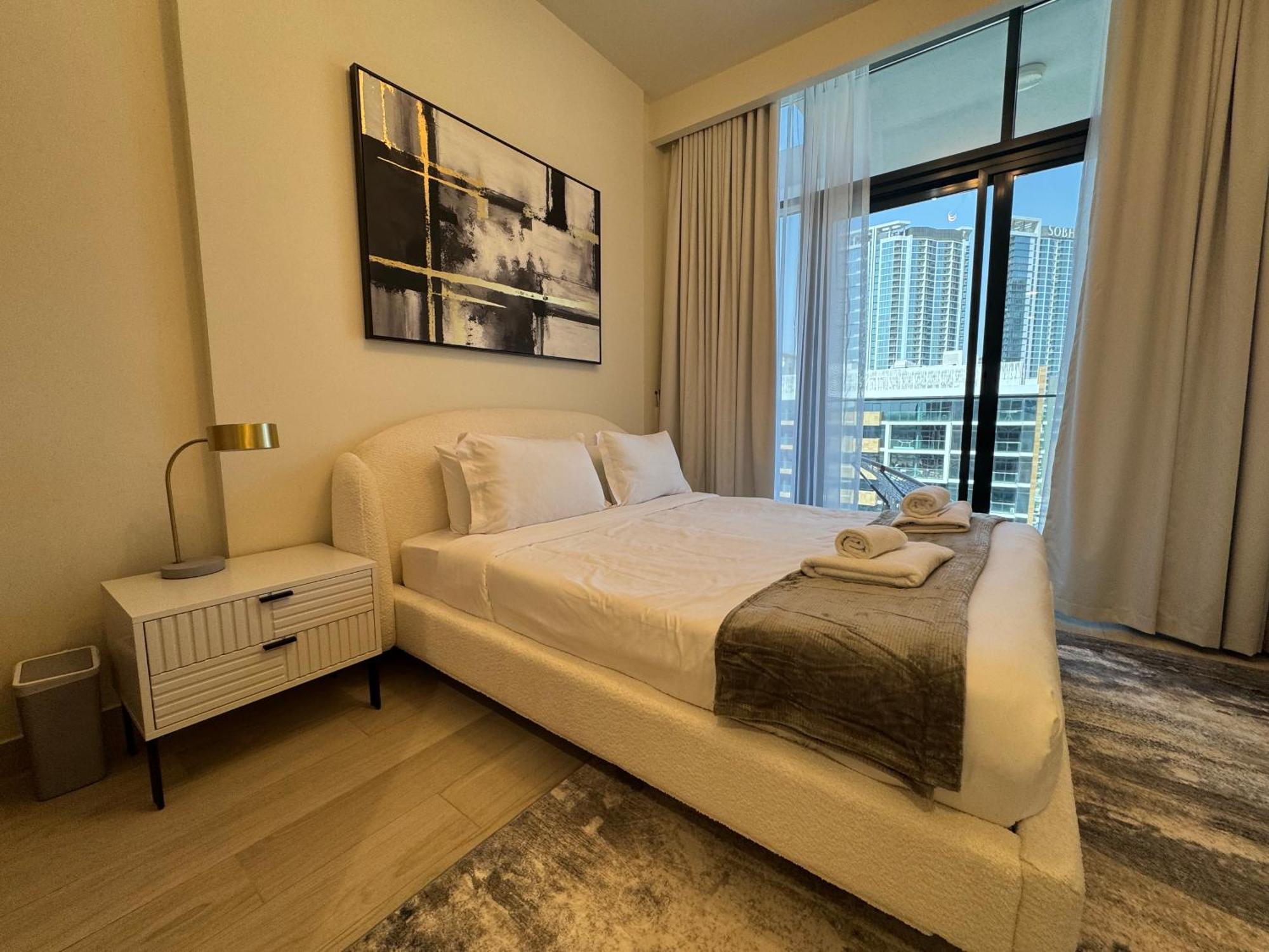 Ashri Elegant Near Burj Khalifa Apartment Dubai