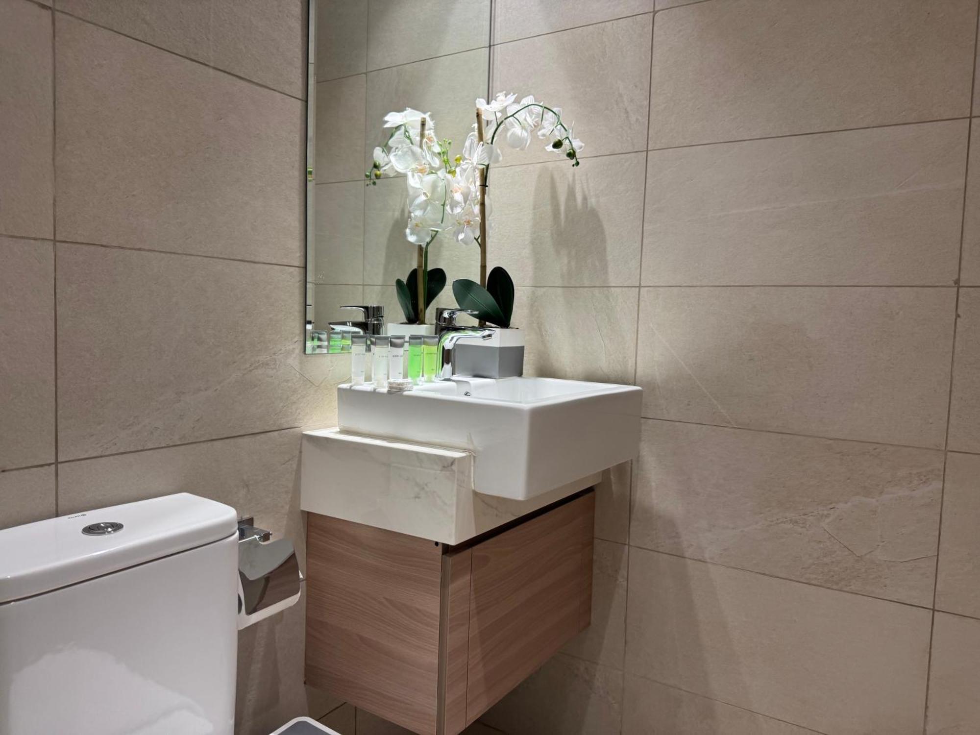 Apartment Ashri Elegant Near Burj Khalifa Dubai