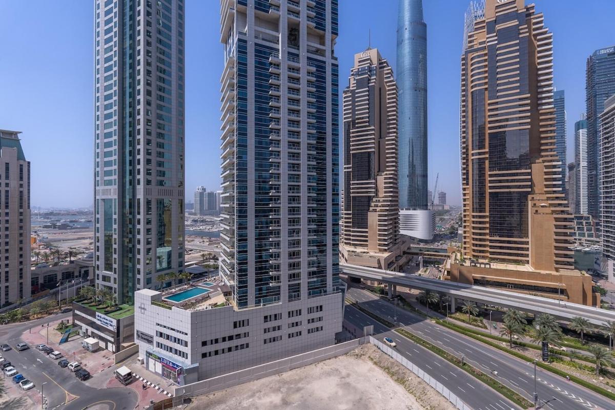 Bright 1-bedroom With View Marina Apartment *