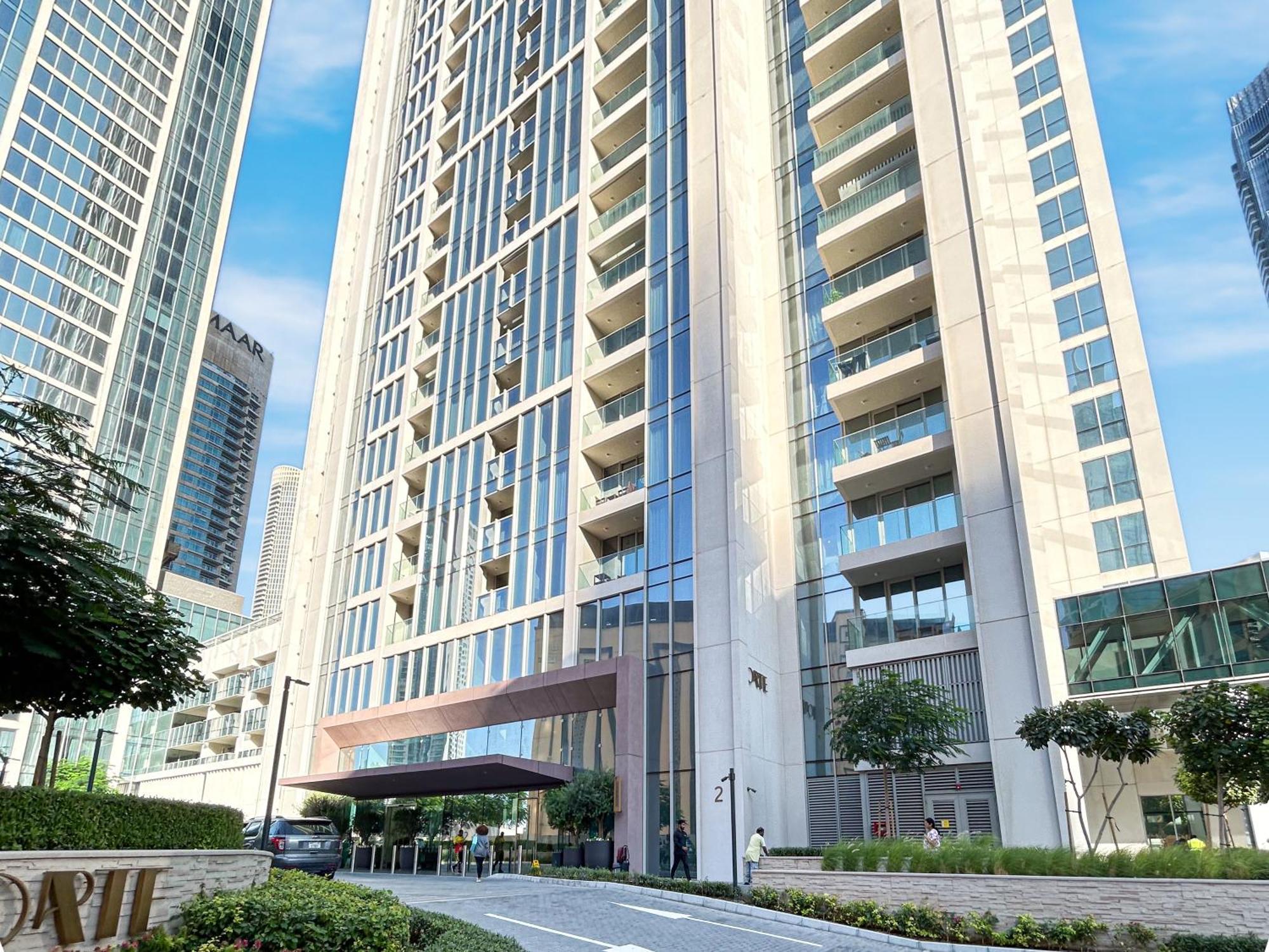 Minimal 1br Minutes Away From The Mall Apartment Dubai