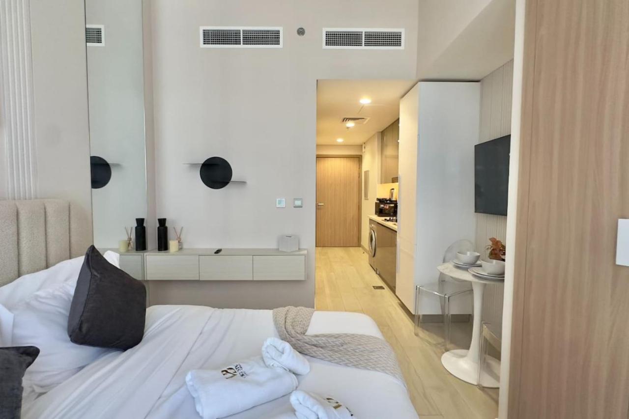 Apartment At Azizi 32 In Meydan By Vibel Dubai