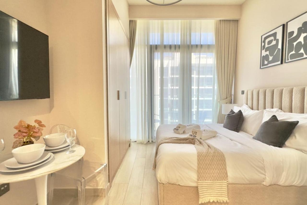 At Azizi 32 In Meydan By Vibel Apartment