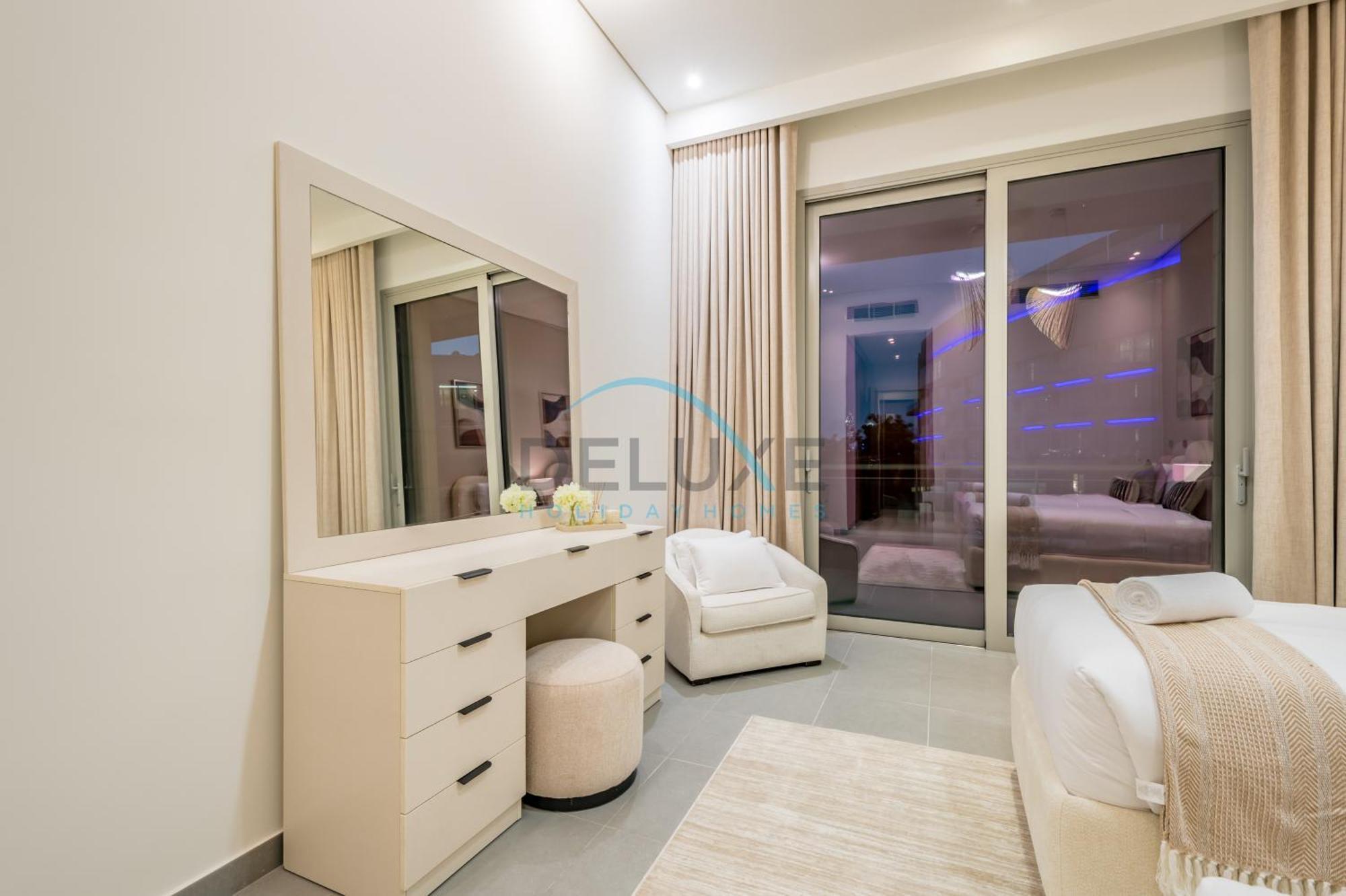 Waterfront 2br With Assistant In Dream Palm Residence, Palm Jumeirah By Deluxe Homes Apartment *