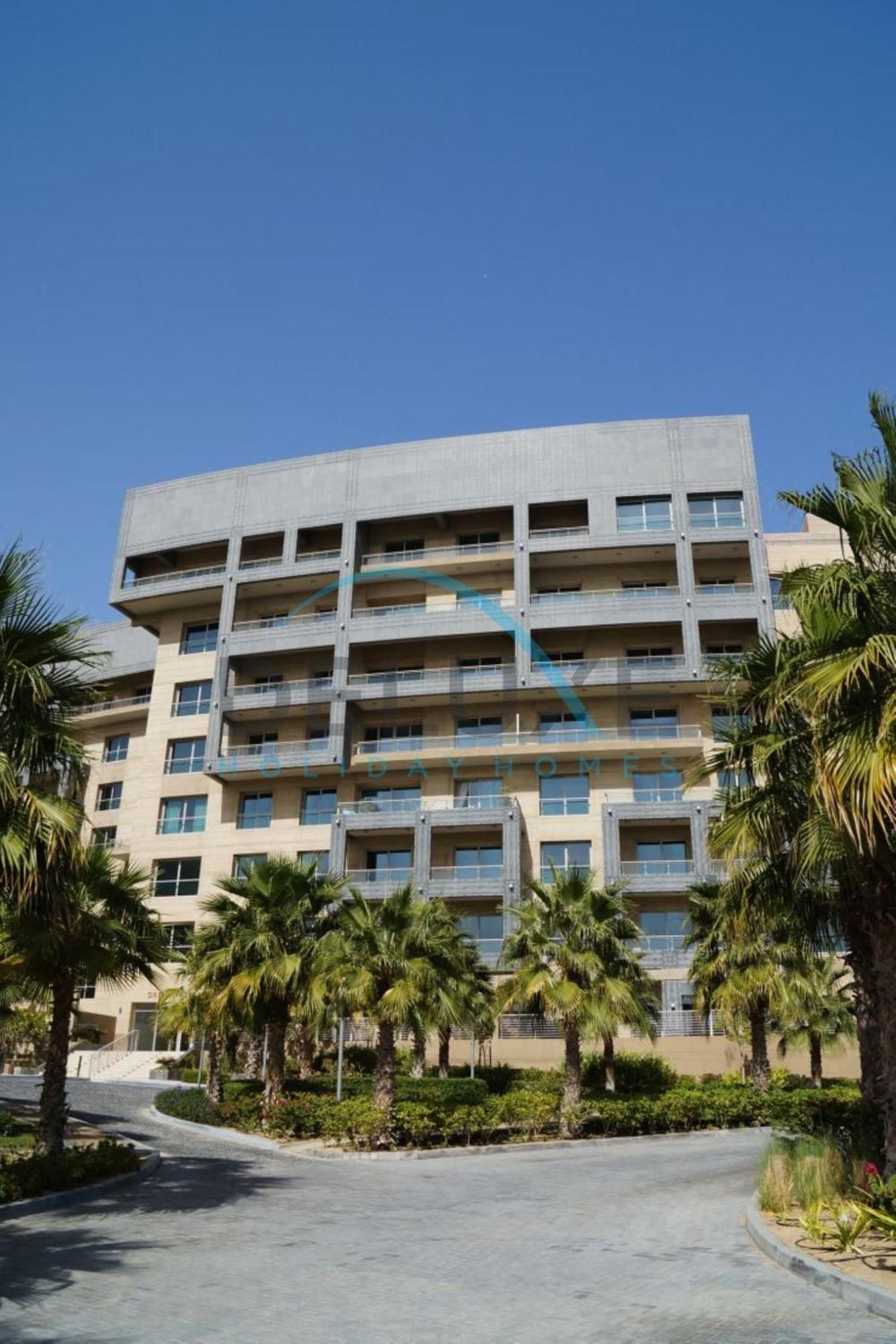 Waterfront 2br With Assistant In Dream Palm Residence, Palm Jumeirah By Deluxe Homes * Dubai