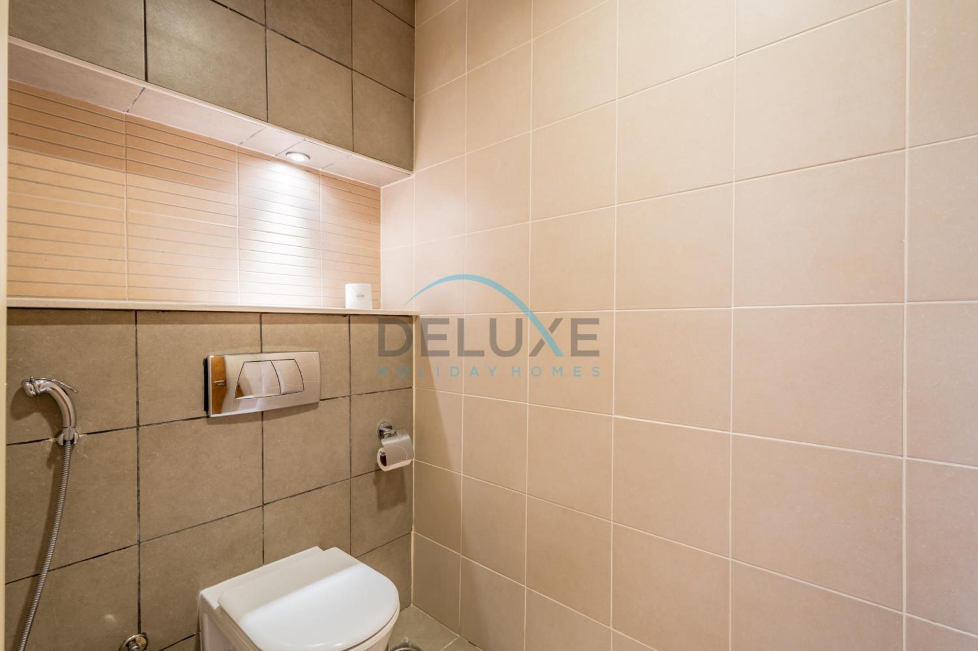 Apartment Waterfront 2br With Assistant In Dream Palm Residence, Palm Jumeirah By Deluxe Homes *