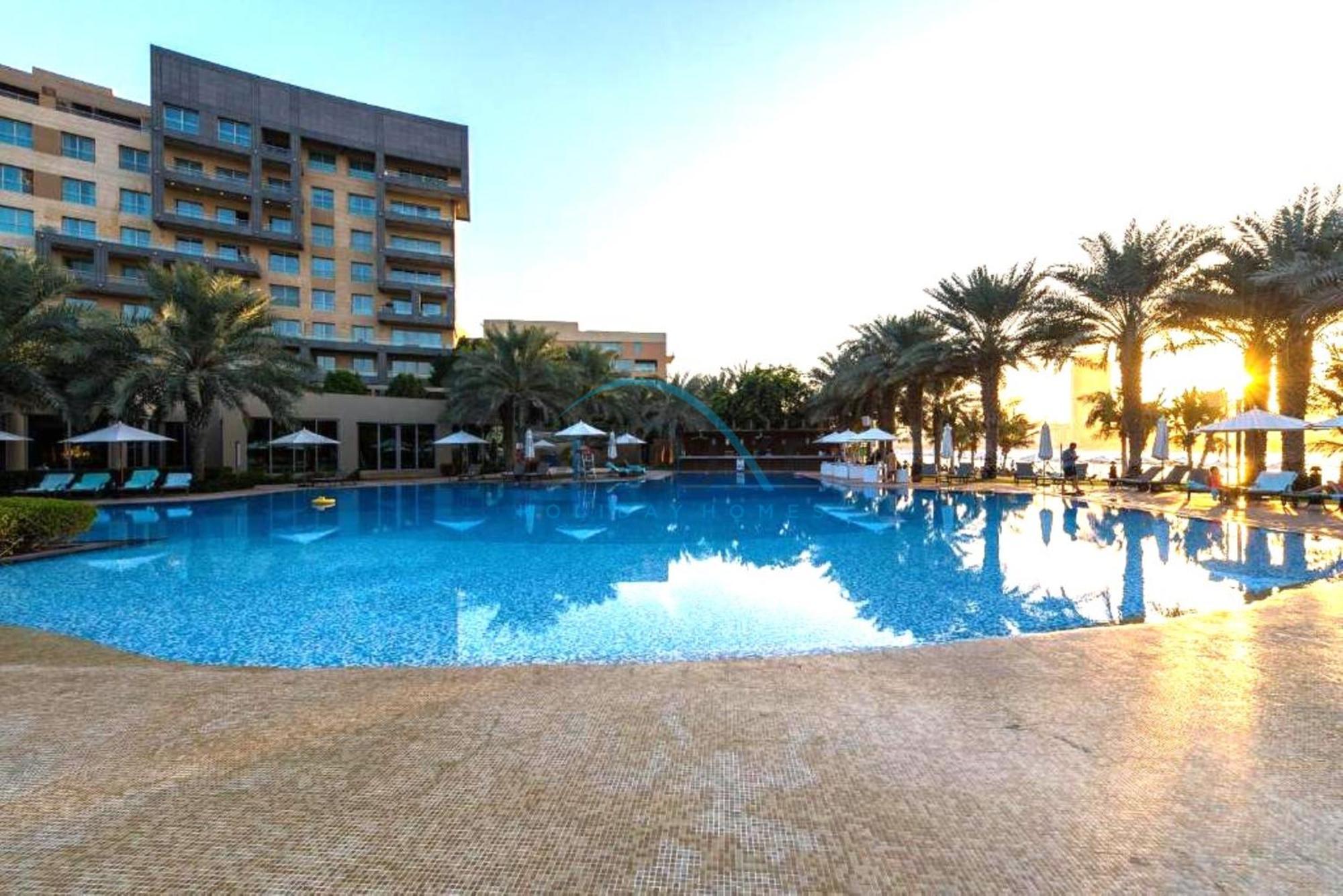 Waterfront 2br With Assistant In Dream Palm Residence, Palm Jumeirah By Deluxe Homes Apartment *