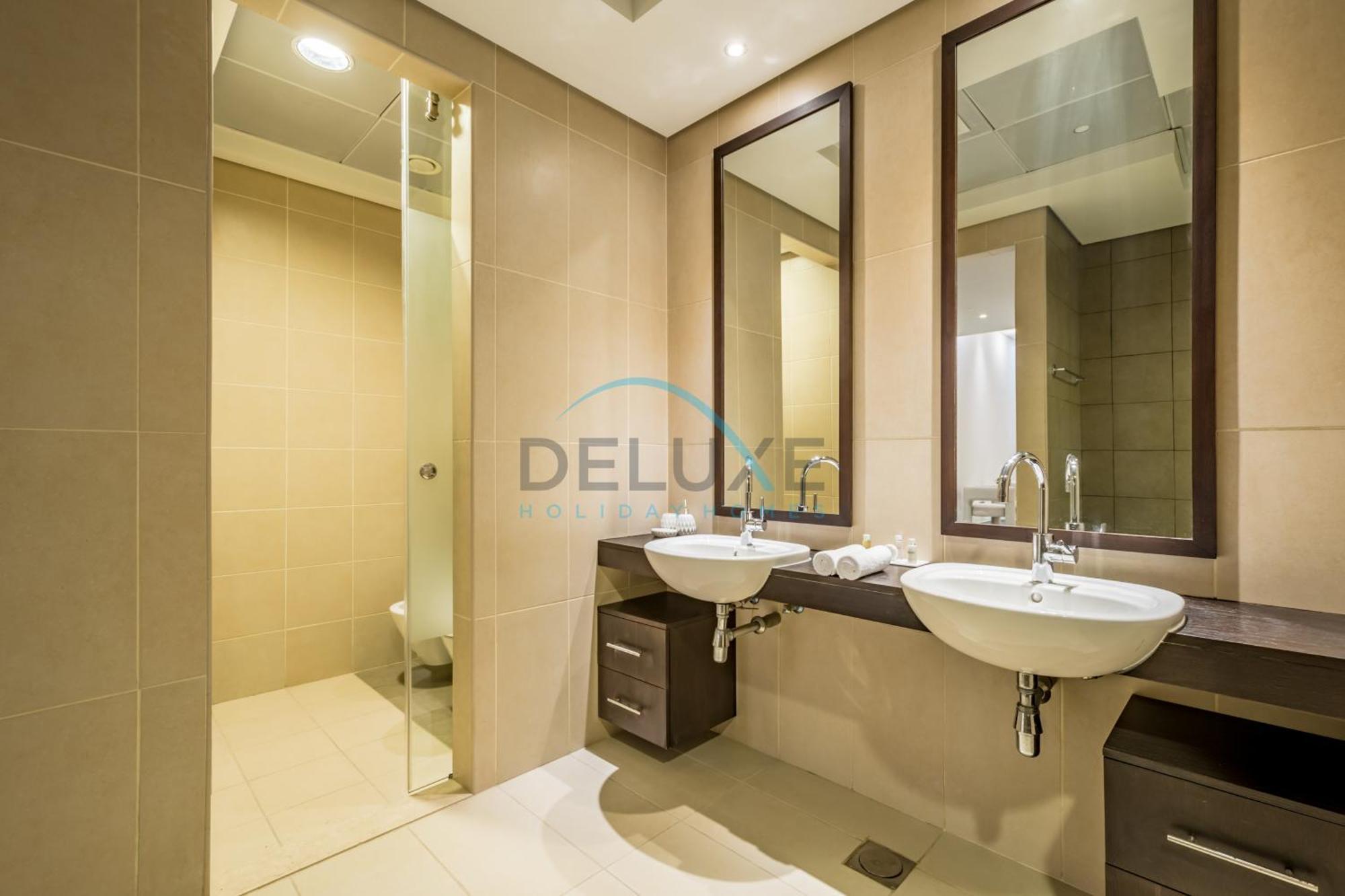 Waterfront 2br With Assistant In Dream Palm Residence, Palm Jumeirah By Deluxe Homes Apartment Dubai