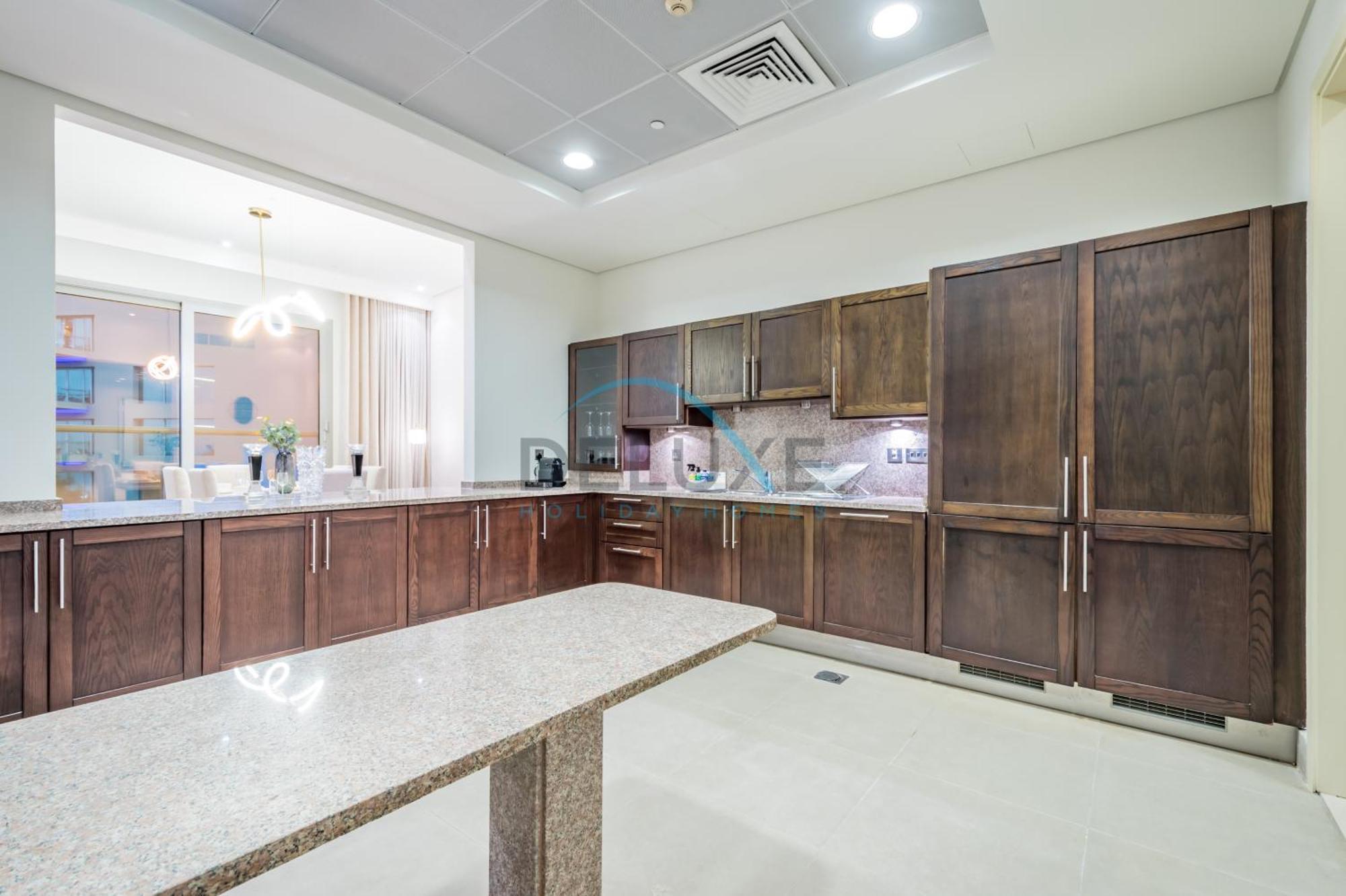 Apartment Waterfront 2br With Assistant In Dream Palm Residence, Palm Jumeirah By Deluxe Homes *
