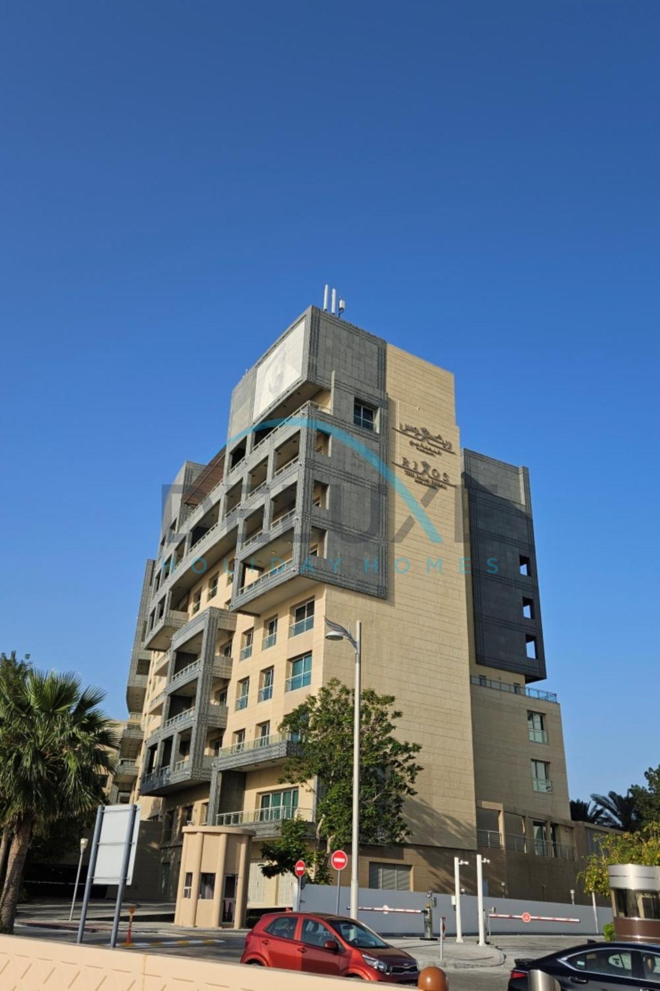 Apartment Waterfront 2br With Assistant In Dream Palm Residence, Palm Jumeirah By Deluxe Homes Dubai