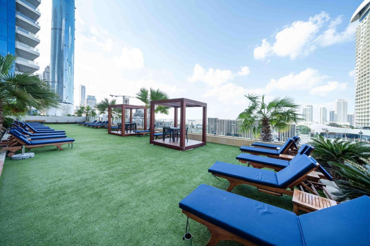 Upgraded Stylish Living With Private Steam * Dubai