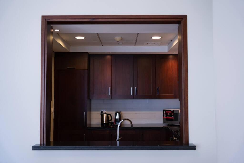 Apartment Luxury Burj Khalifa View - Mins Walking Mall Dubai