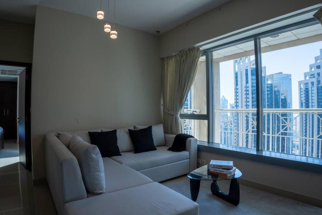 Luxury Burj Khalifa View - Mins Walking Mall