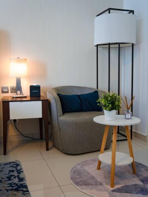 Cozy Business Bay *