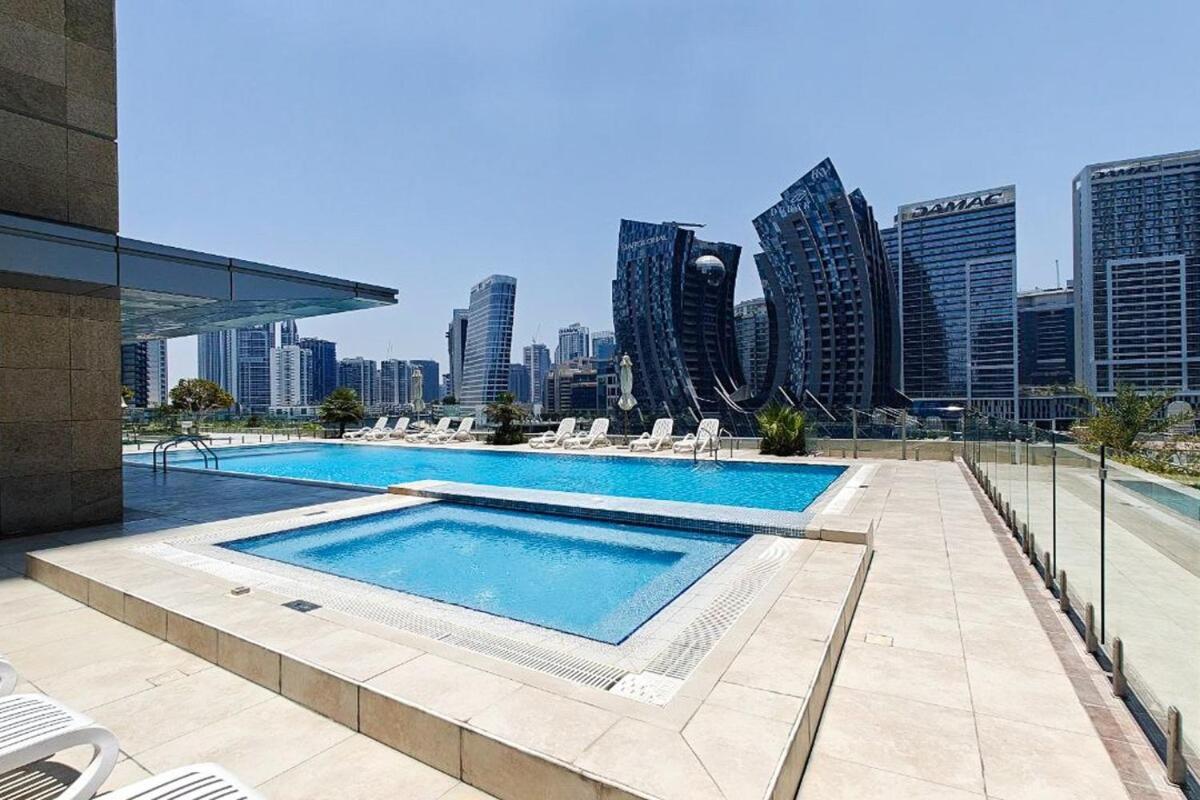 Relaxing Modern For 4 In Business Bay Apartment
