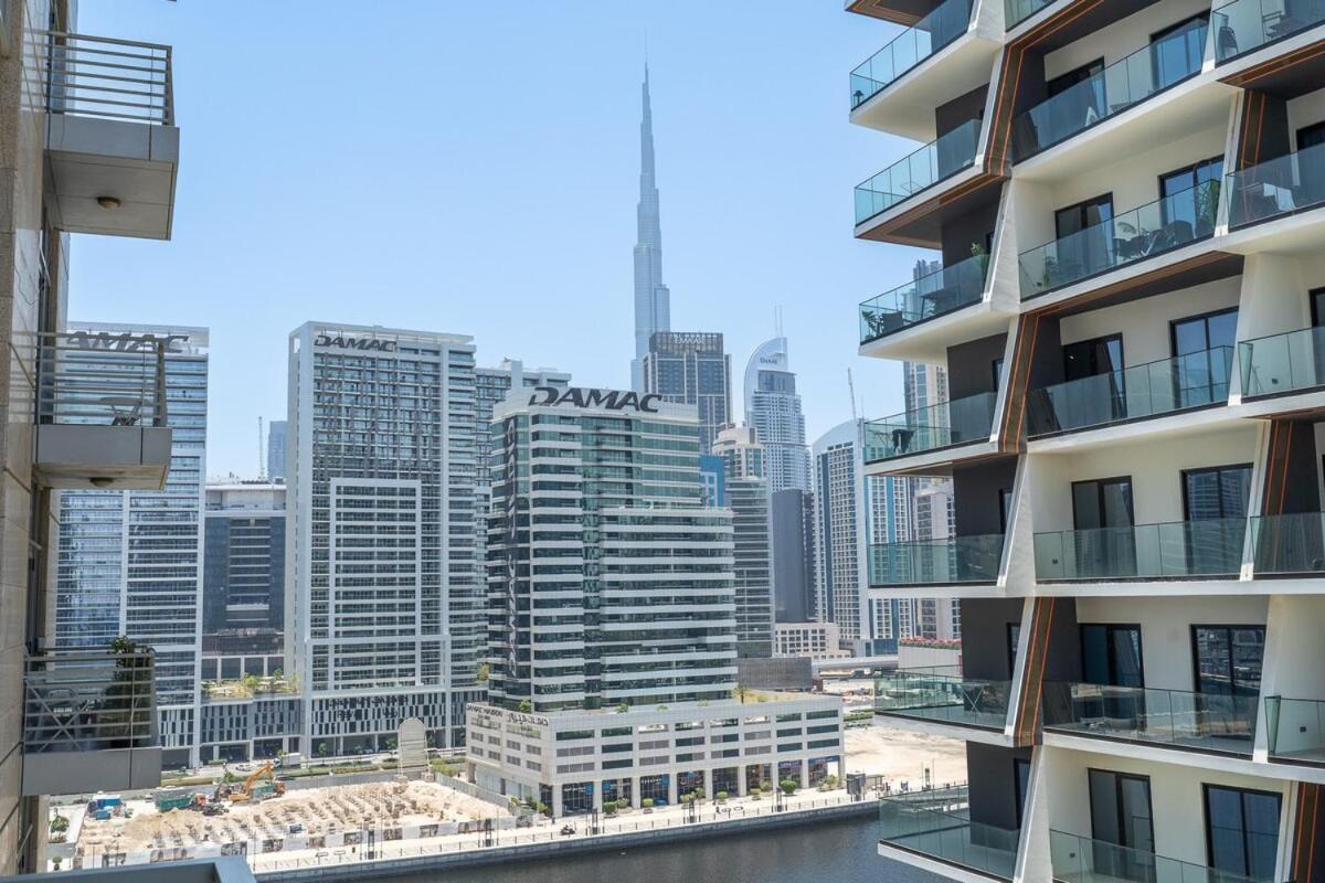 Relaxing Modern For 4 In Business Bay Apartment *