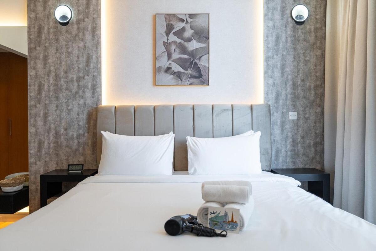Relaxing Modern For 4 In Business Bay *