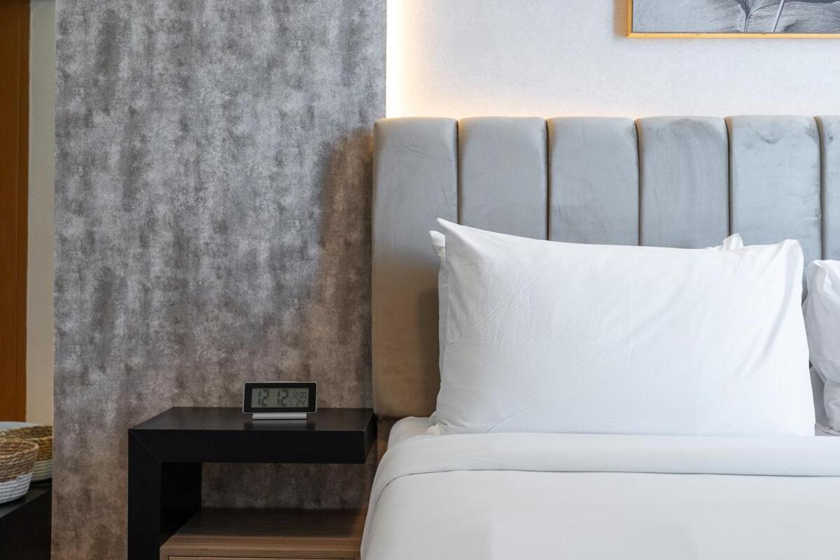 Apartment Relaxing Modern For 4 In Business Bay