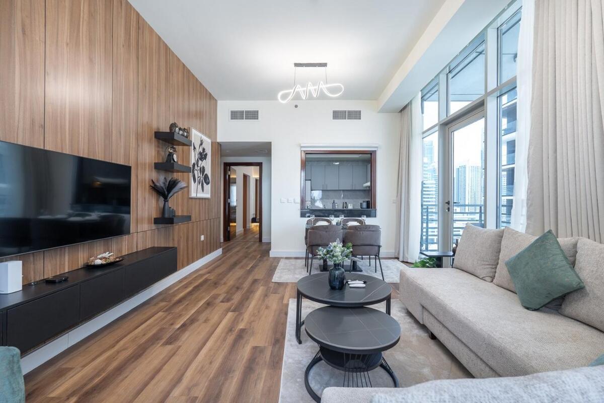 Apartment Relaxing Modern For 4 In Business Bay