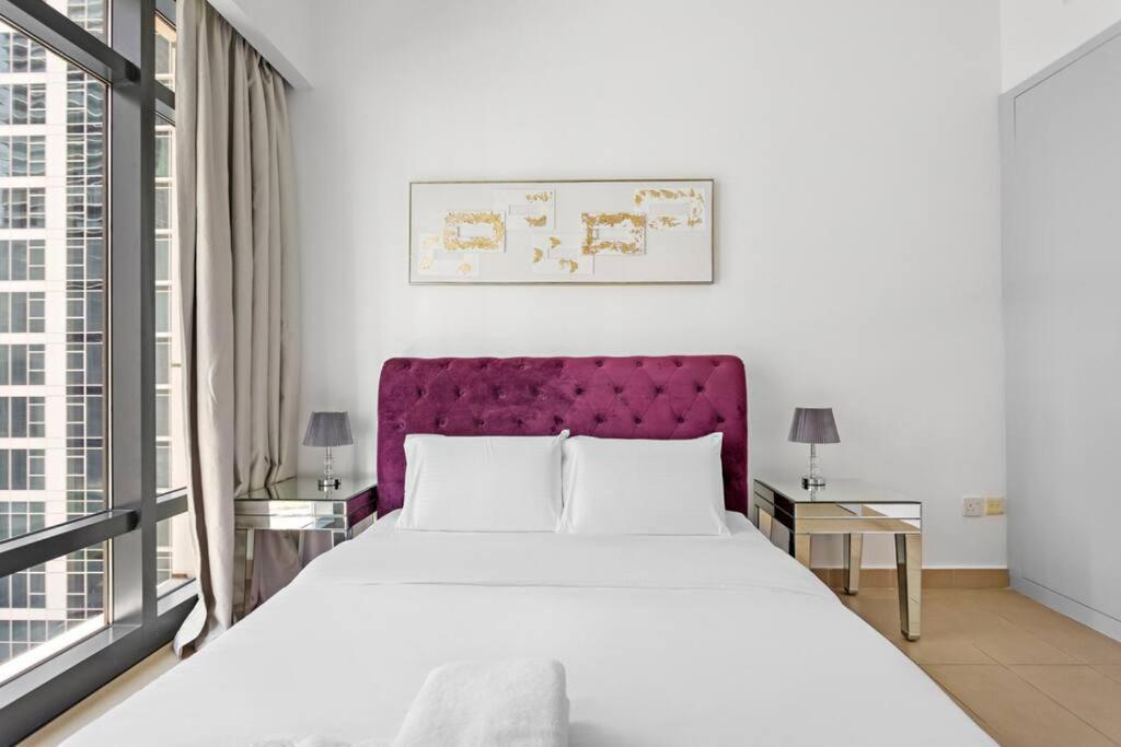 Urban Luxury Furnished 1 Bhk With Gym And Pool Access Apartment Dubai