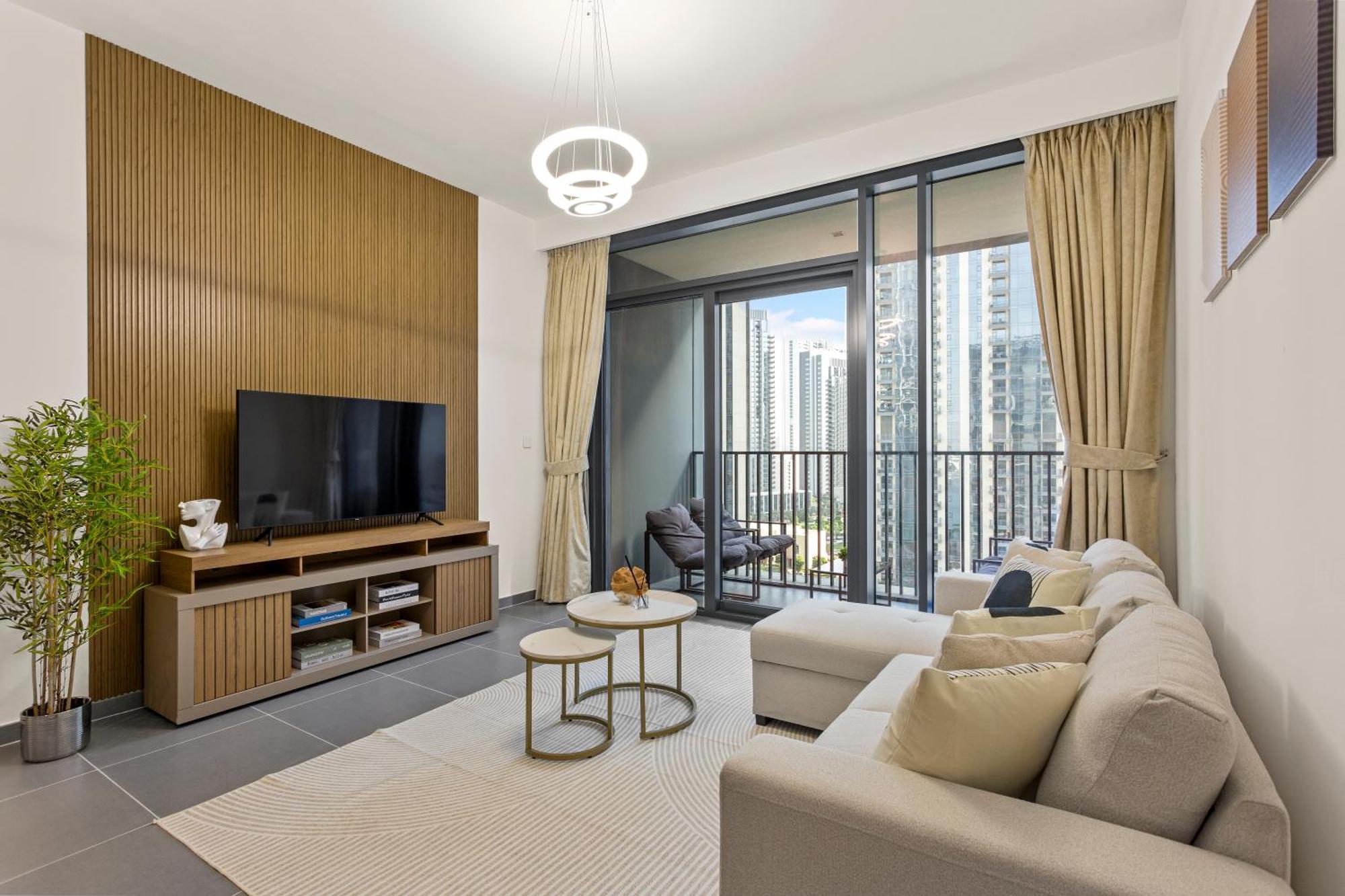 Stunning 1bdr With Style In Creek Harbour Apartment *