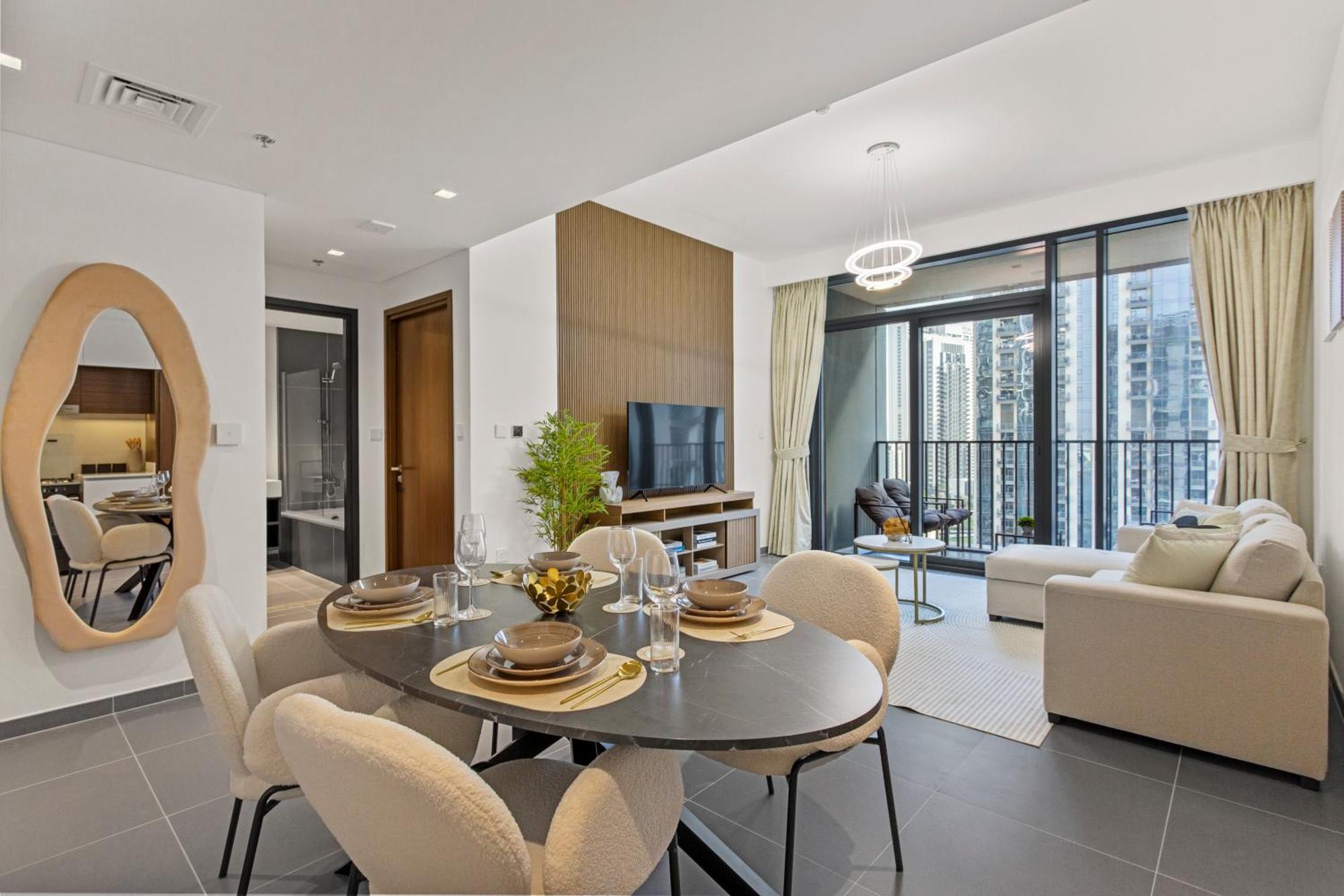 Apartment Stunning 1bdr With Style In Creek Harbour