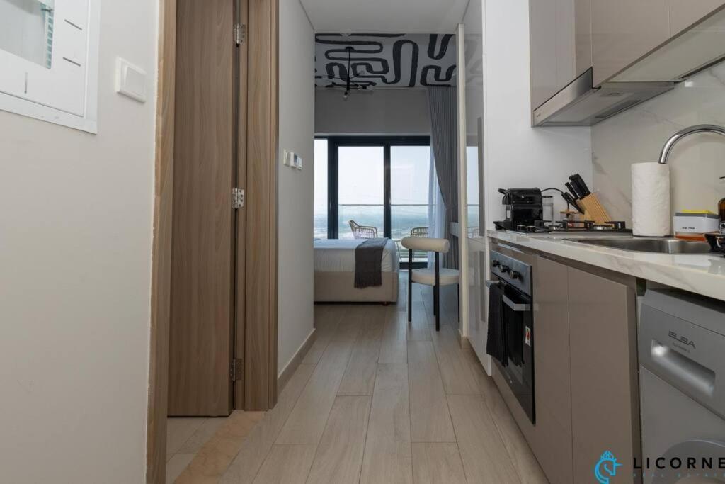 Modern Contemporary In Azizi Riviera Dubai