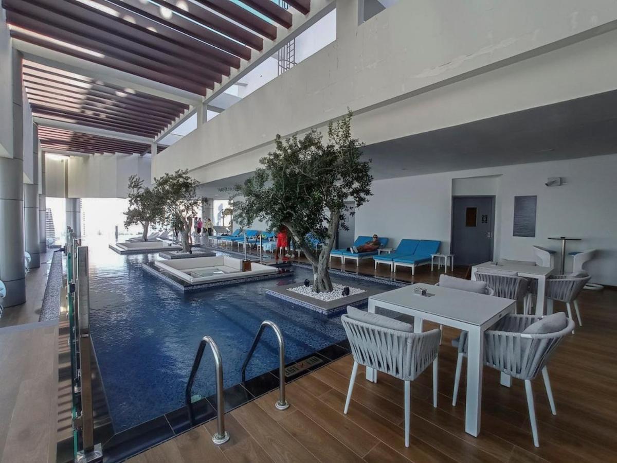 Prestigious 2-bedroom With Easy City Access In Business Bay Apartment Dubai