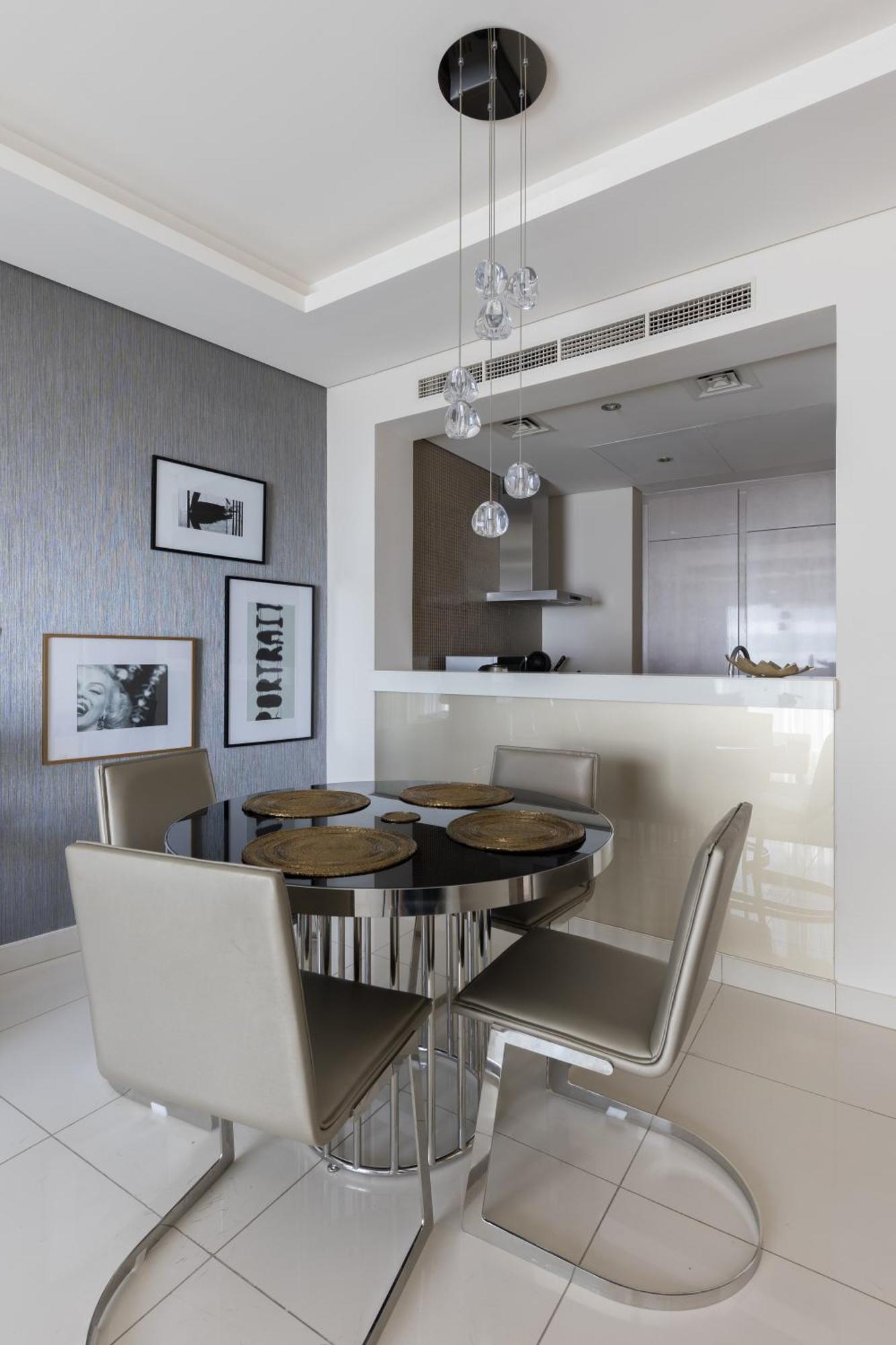 Cozy 1br With Balcony Great View, Damac Towers *