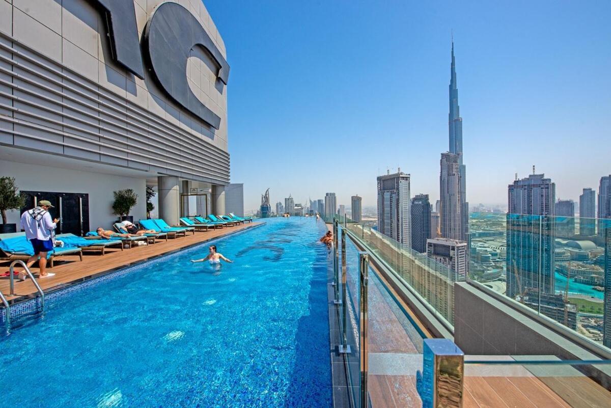 Prestigious 2-bedroom With Easy City Access In Business Bay Apartment *
