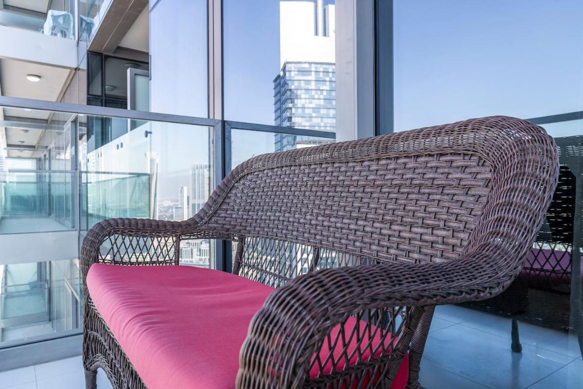 Apartment Prestigious 2-bedroom With Easy City Access In Business Bay