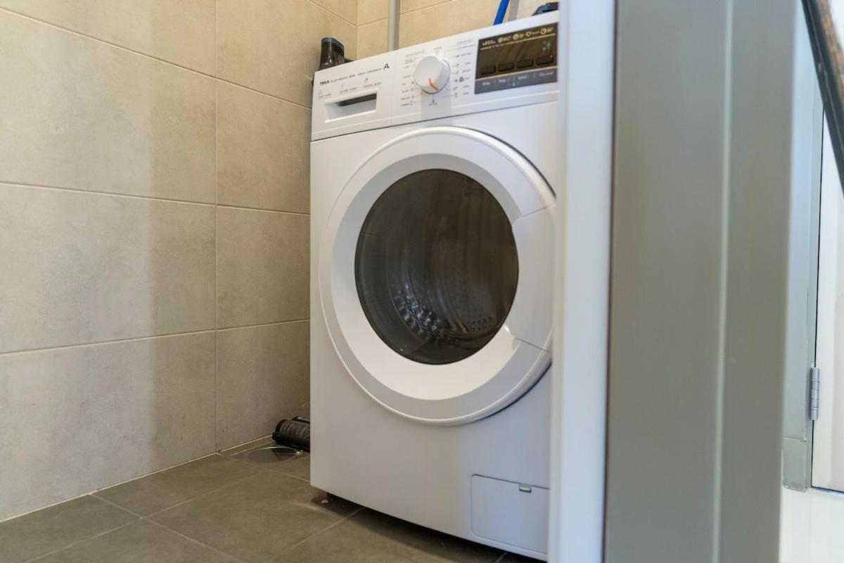 Prestigious 2-bedroom With Easy City Access In Business Bay Apartment