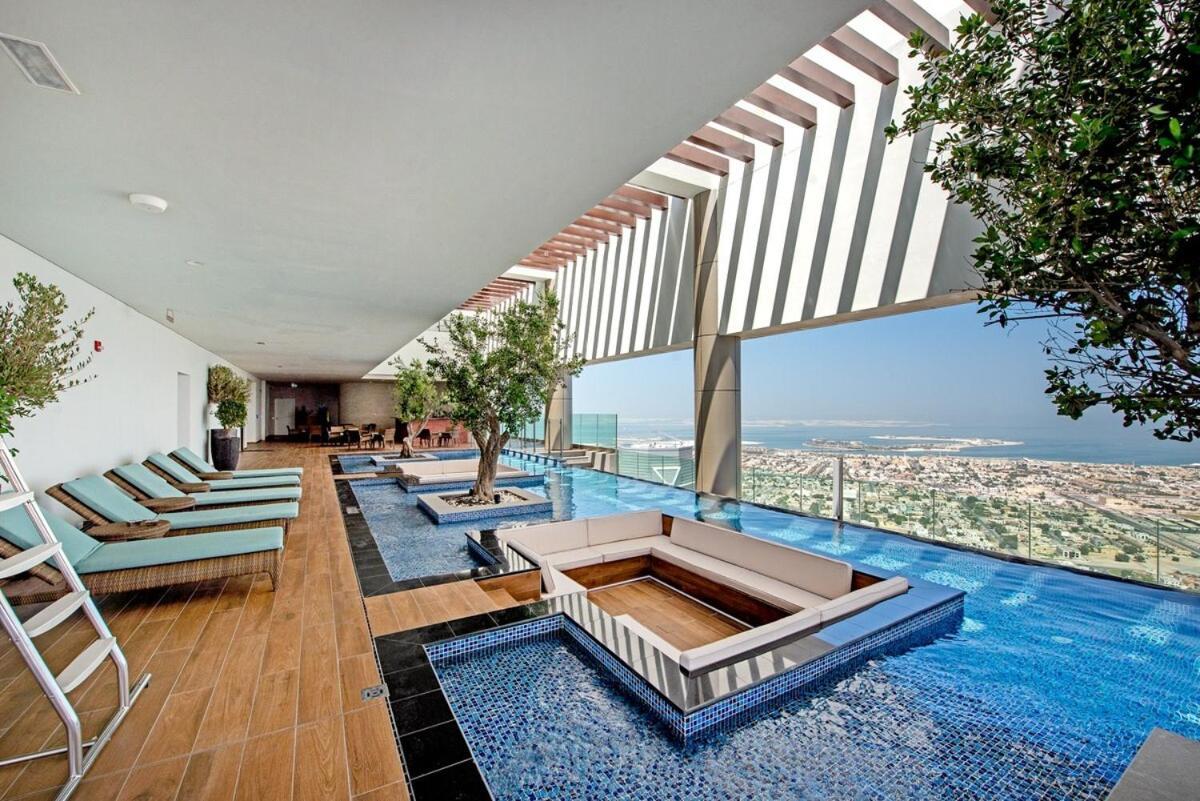 Apartment Prestigious 2-bedroom With Easy City Access In Business Bay Dubai