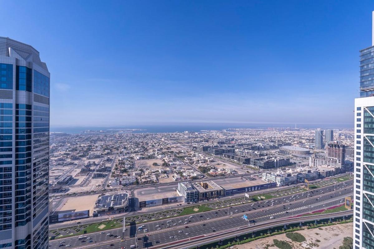 Apartment Prestigious 2-bedroom With Easy City Access In Business Bay