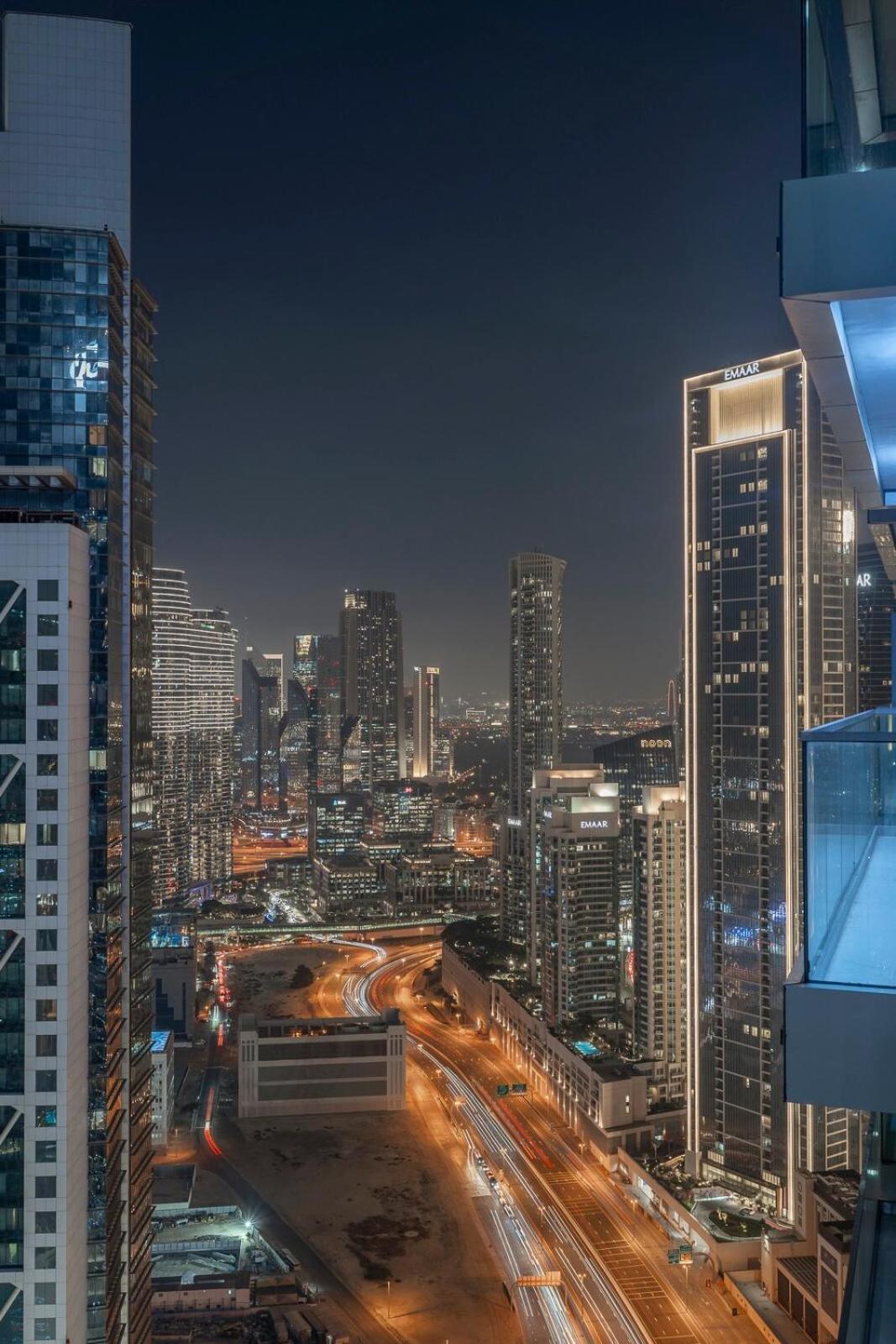 Apartment Prestigious 2-bedroom With Easy City Access In Business Bay
