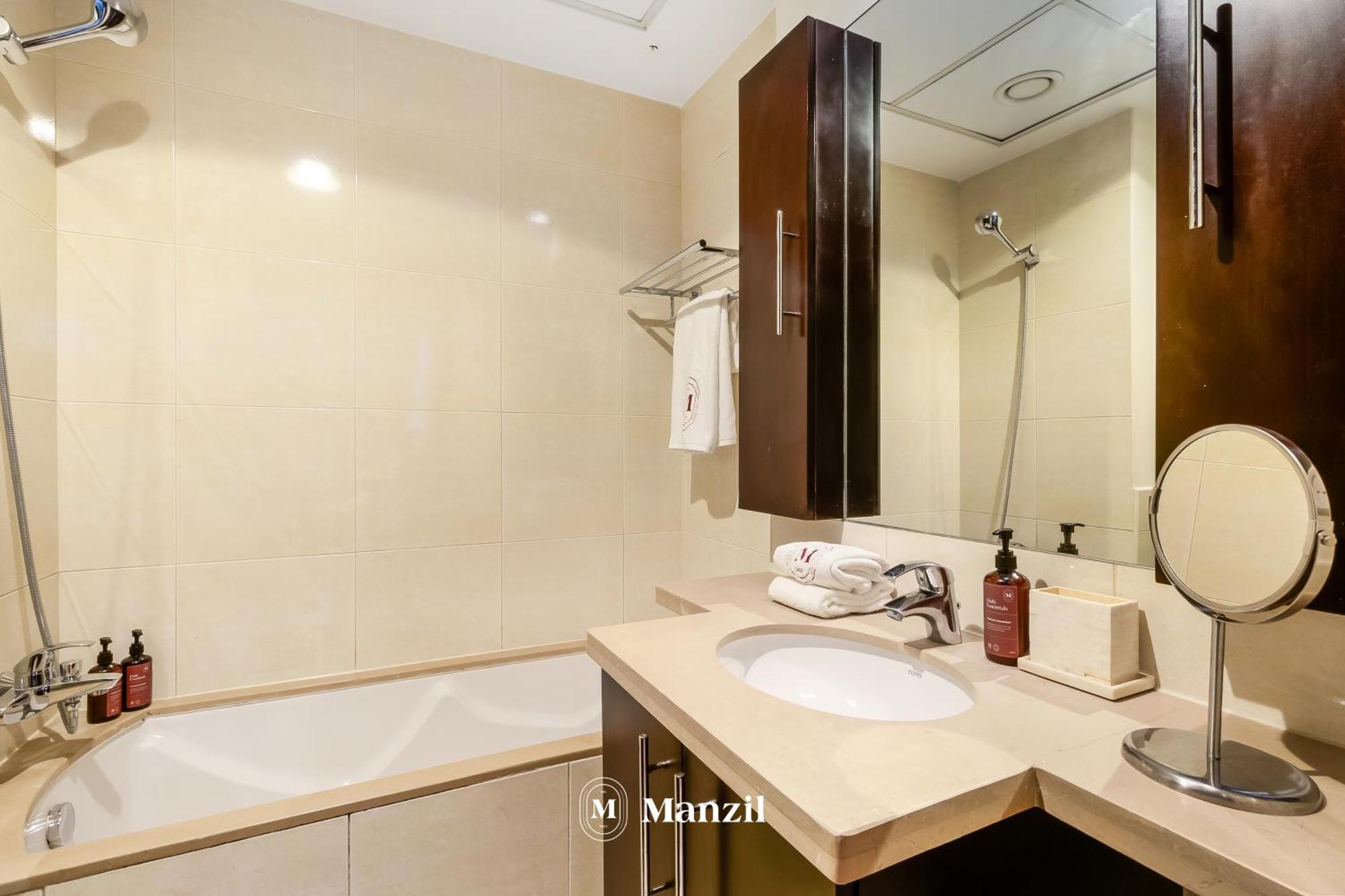 Canal View Near Marina & Palm Jumeirah * Dubai