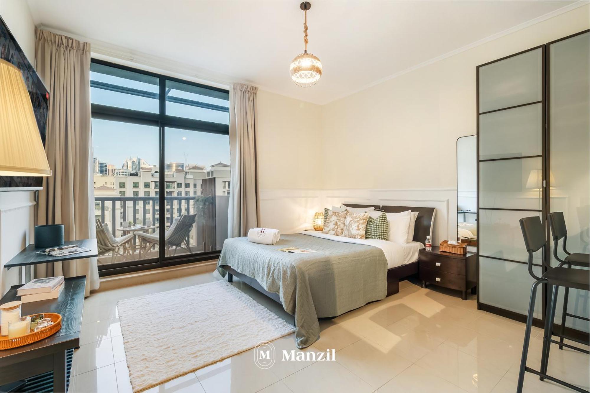 Canal View Near Marina & Palm Jumeirah Apartment *