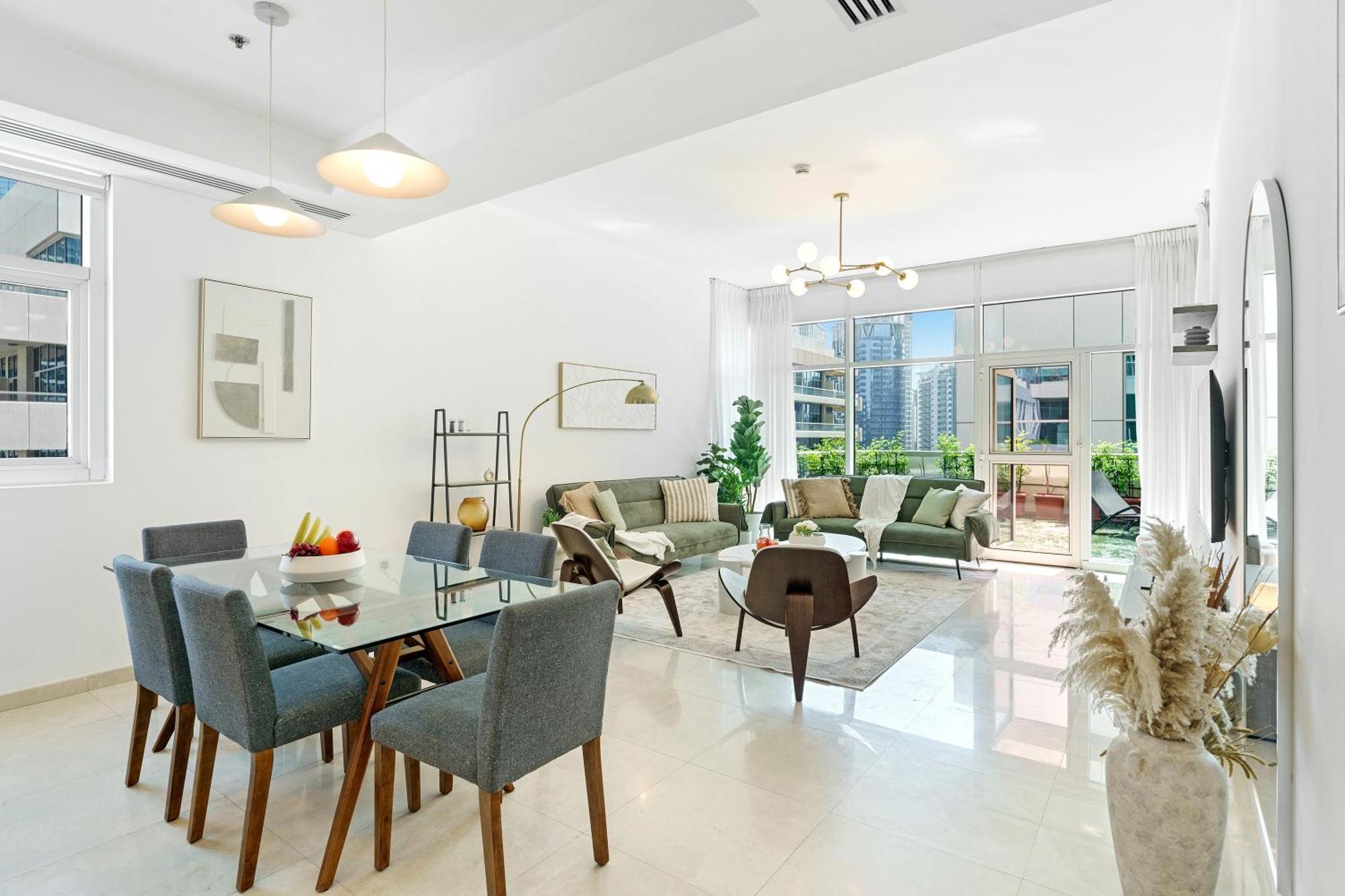 Dayf-ali City's Heart Chic 1 Bedroom Huge Terrace And Great Access *