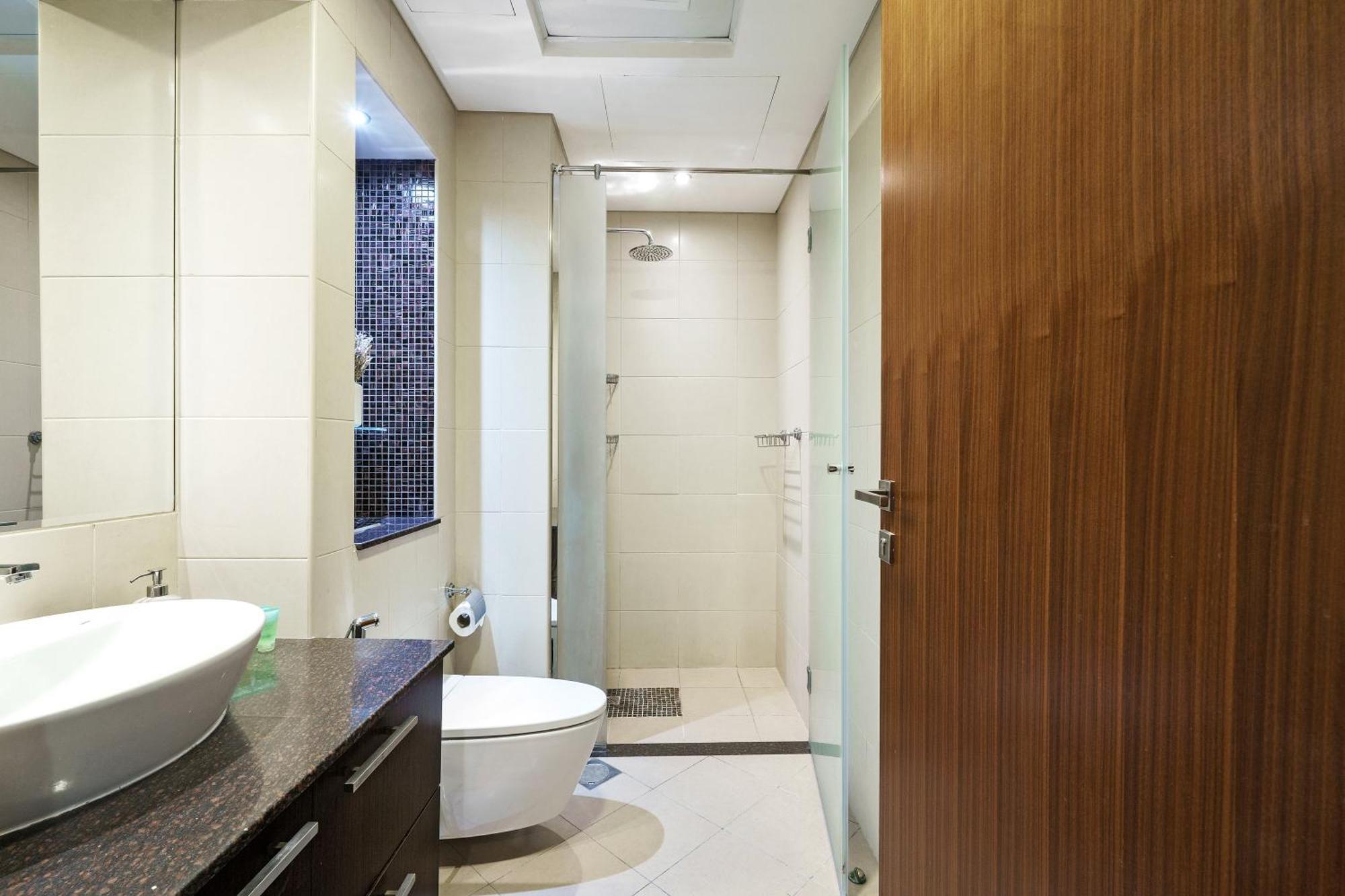 Dayf-ali City's Heart Chic 1 Bedroom Huge Terrace And Great Access Apartment *